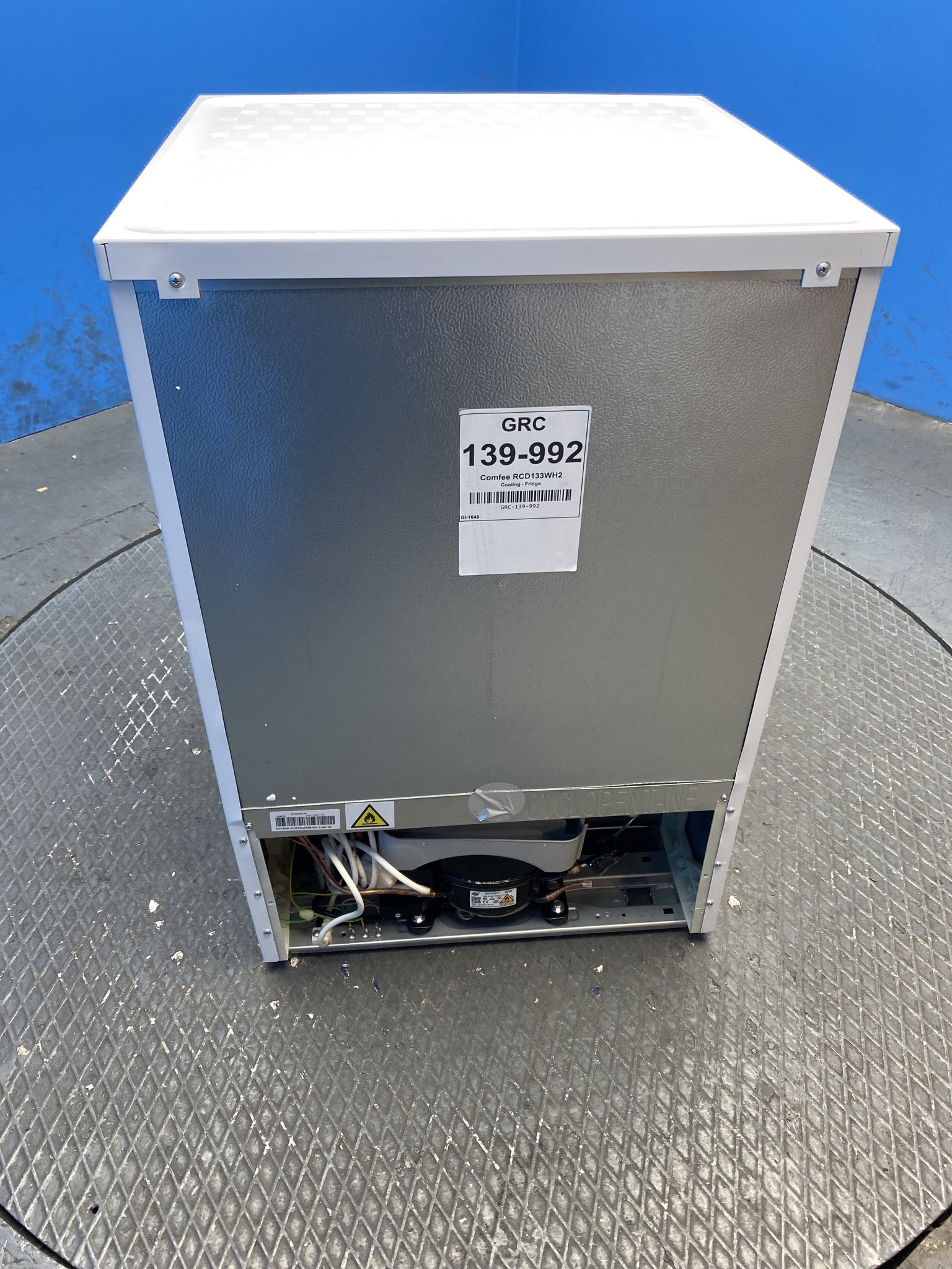 COMFEE' RCD133WH2(E) 131L Under-Counter Larder Fridge