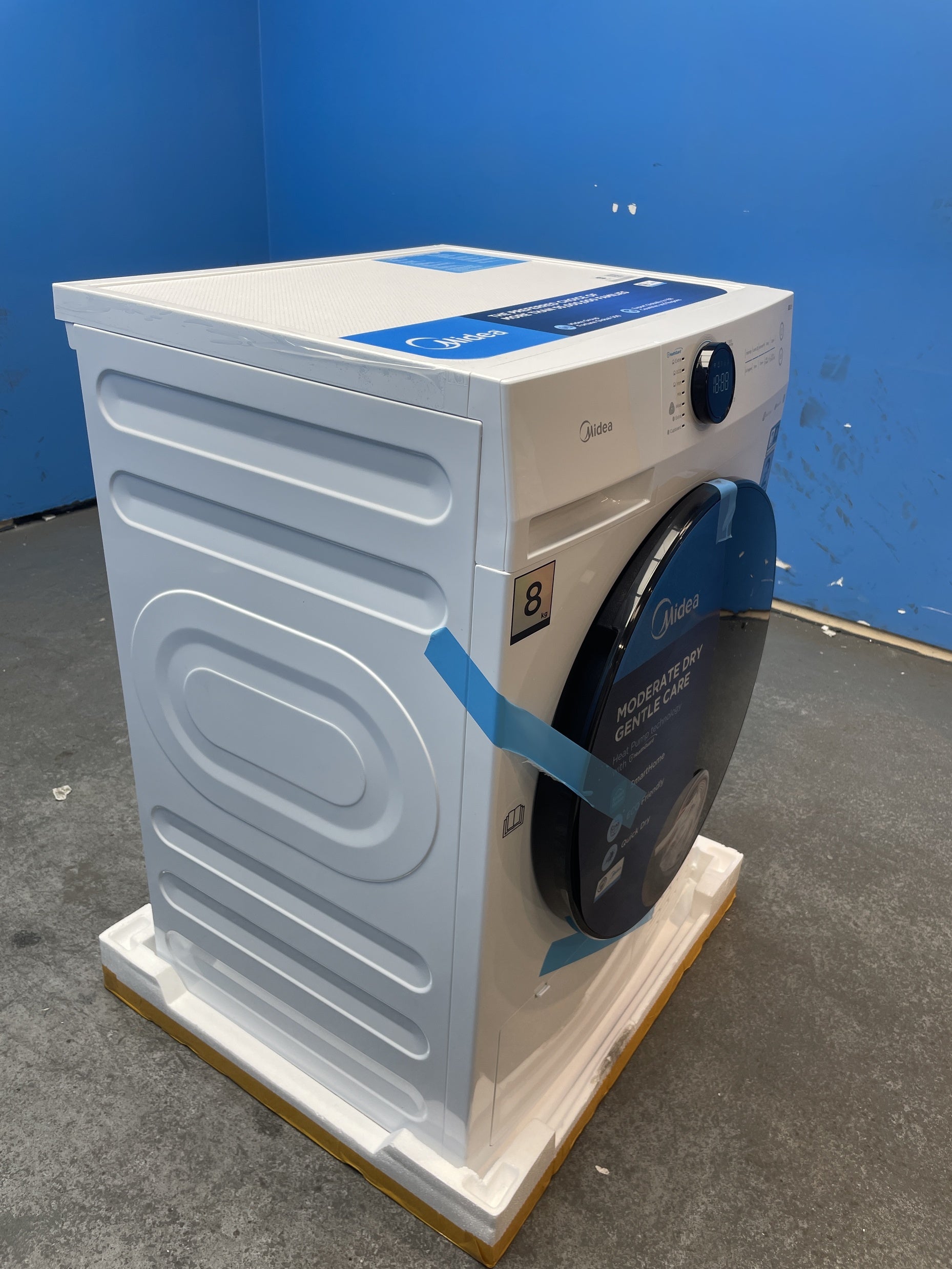 #GRC-158-924 - Midea MD200H80WB/W-UK 8kg Smart Sensor Heat Pump Tumble Dryer