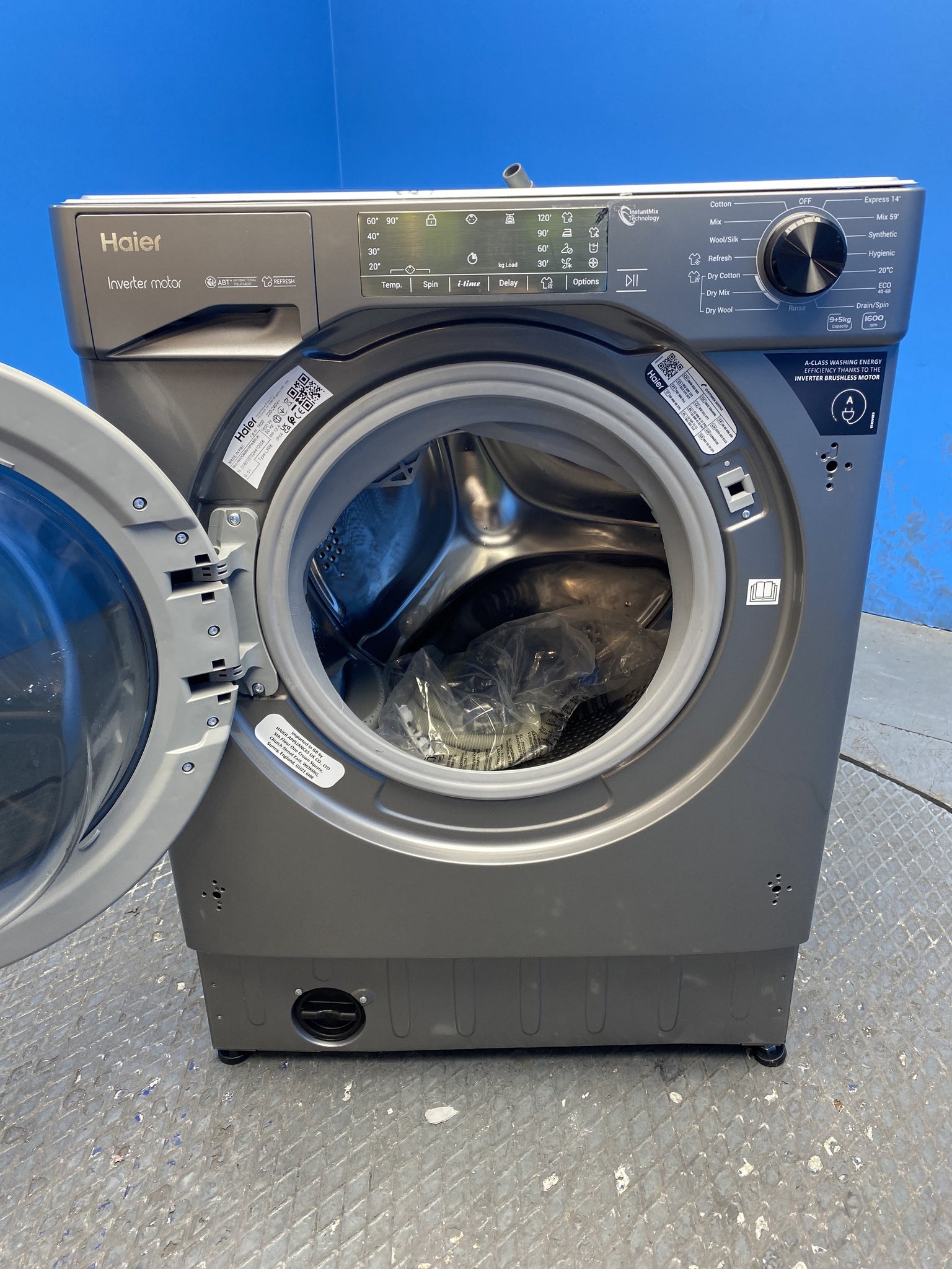 Haier Series 4 HWDQ90B416FWBR 9kg/5kg 1600rpm Integrated Washer Dryer