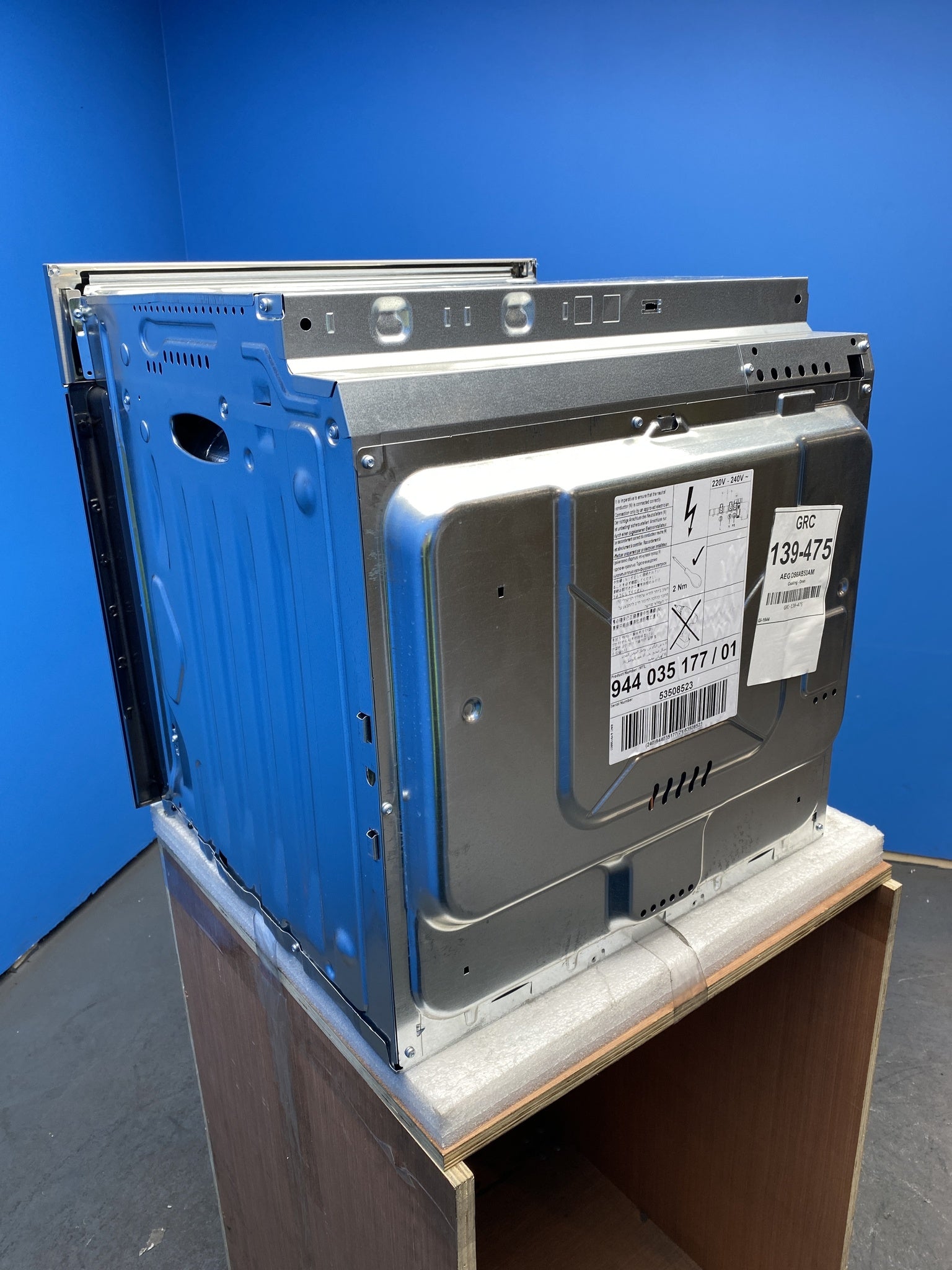 AEG 6000 SenseCook OS6AB50AM Built-In Single Oven