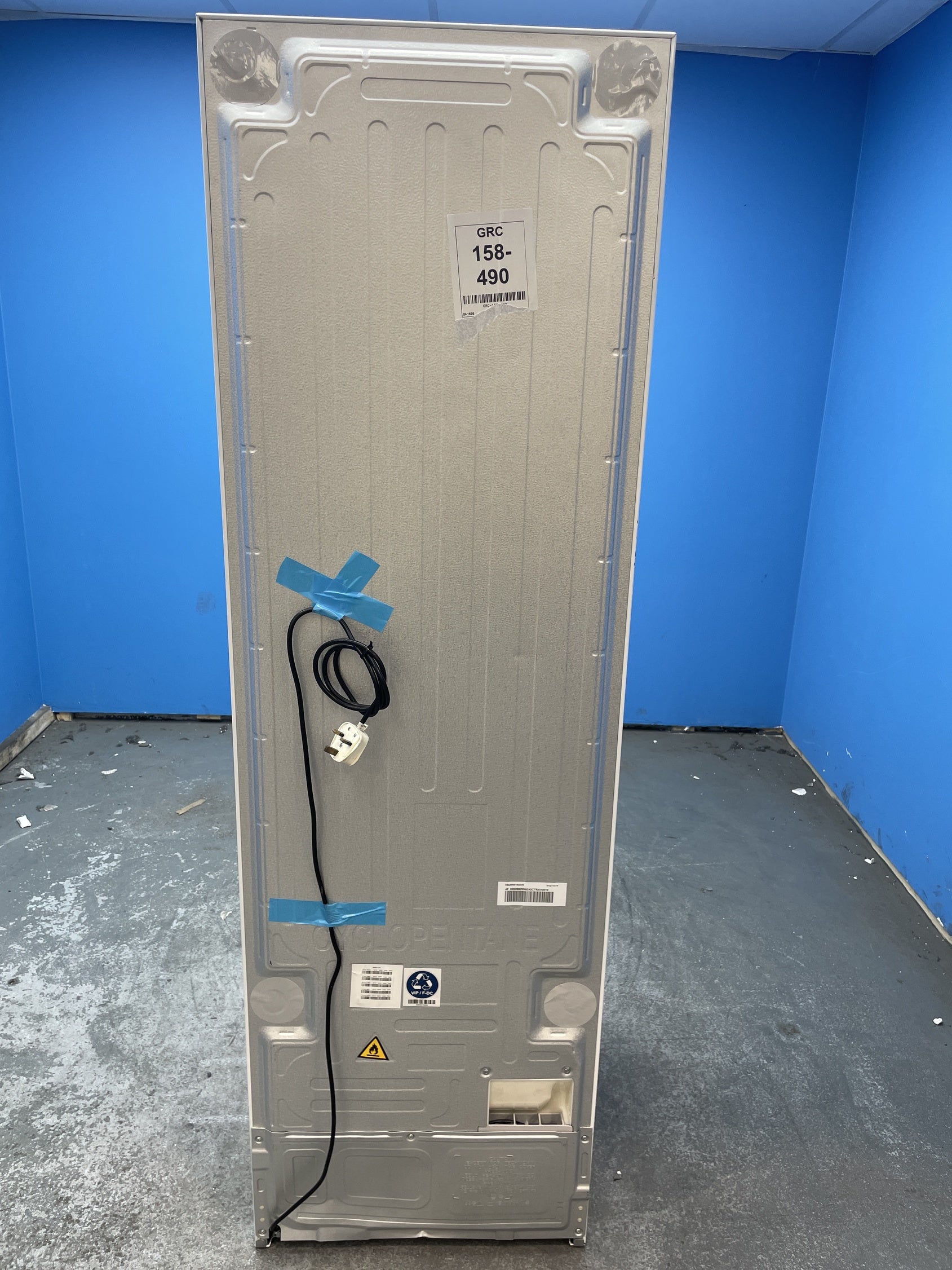 #GRC-158-490 - Haier HBQW5518DK-1 248L Smart Integrated 70/30 Fridge Freezer