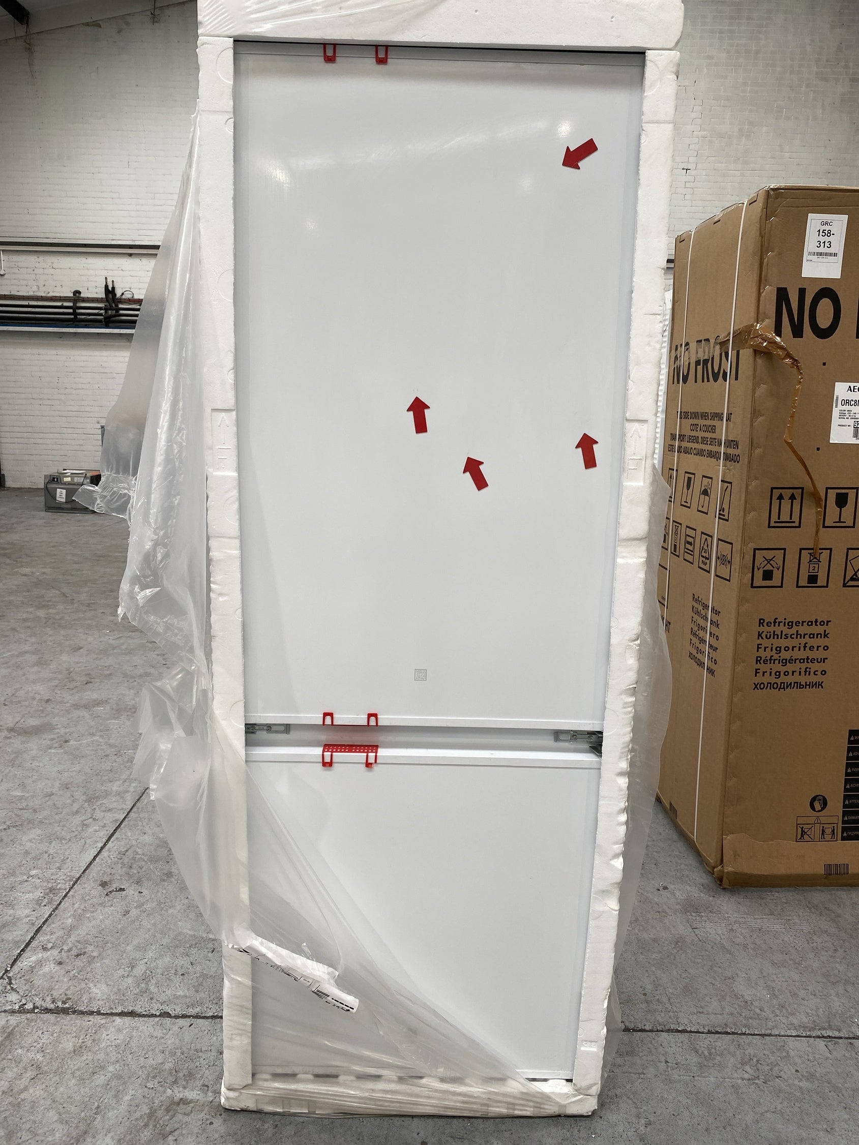 #GRC-158-314 - AEG NSC7G752ES Integrated 376 Litre No Frost Fridge Freezer
