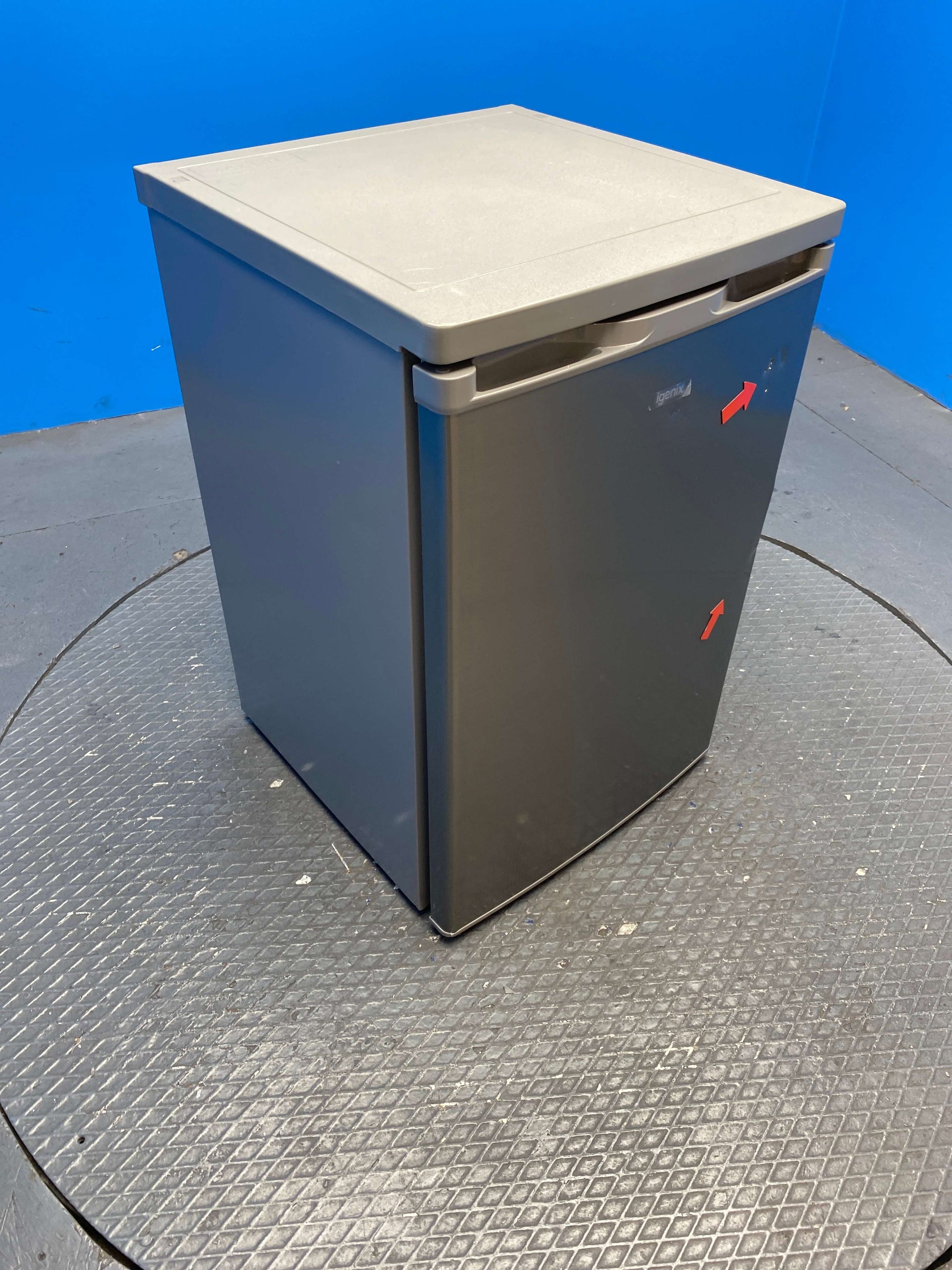 Igenix IG255X 136 Litre Undercounter Fridge