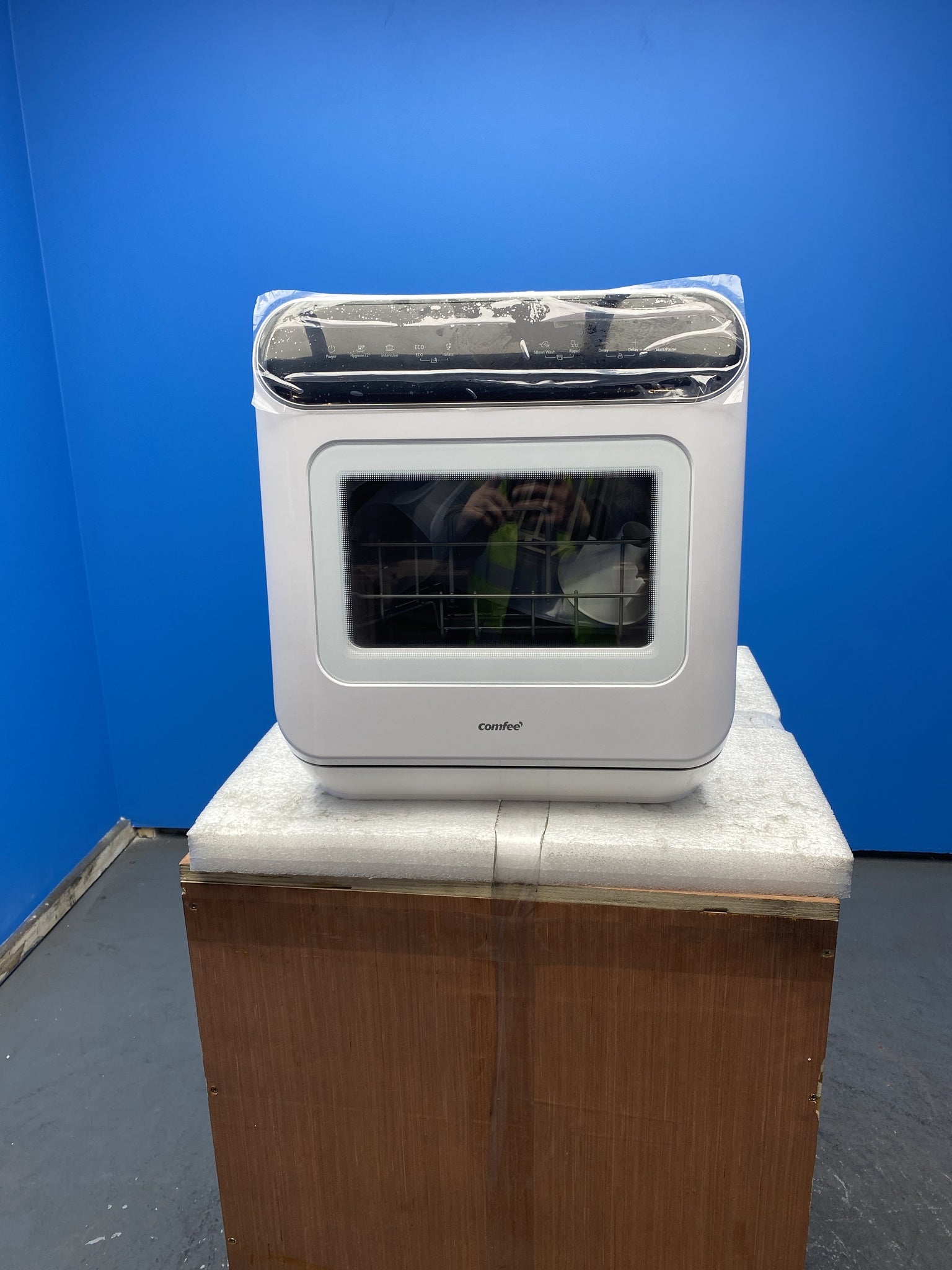 COMFEE' CDWMT305W Mini Plus Tabletop Dishwasher