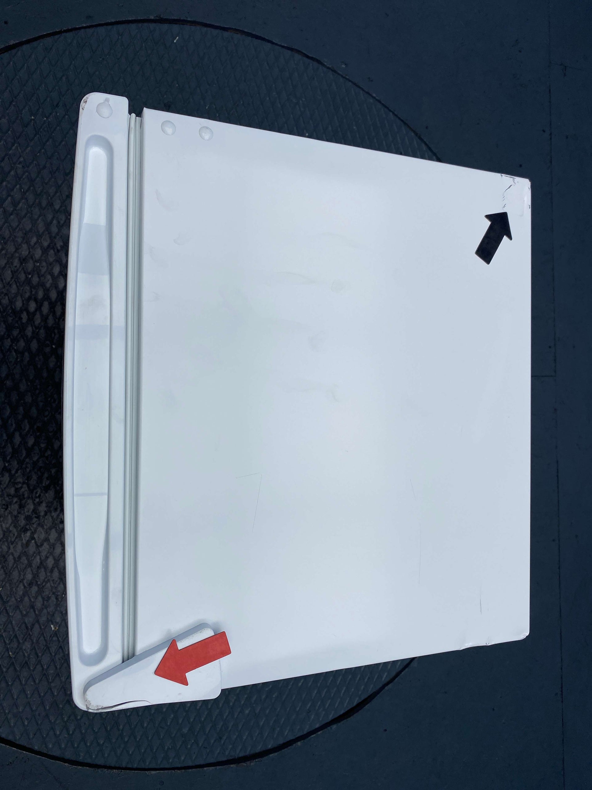 Statesman UC47LFW 93 Litres Under Counter Fridge
