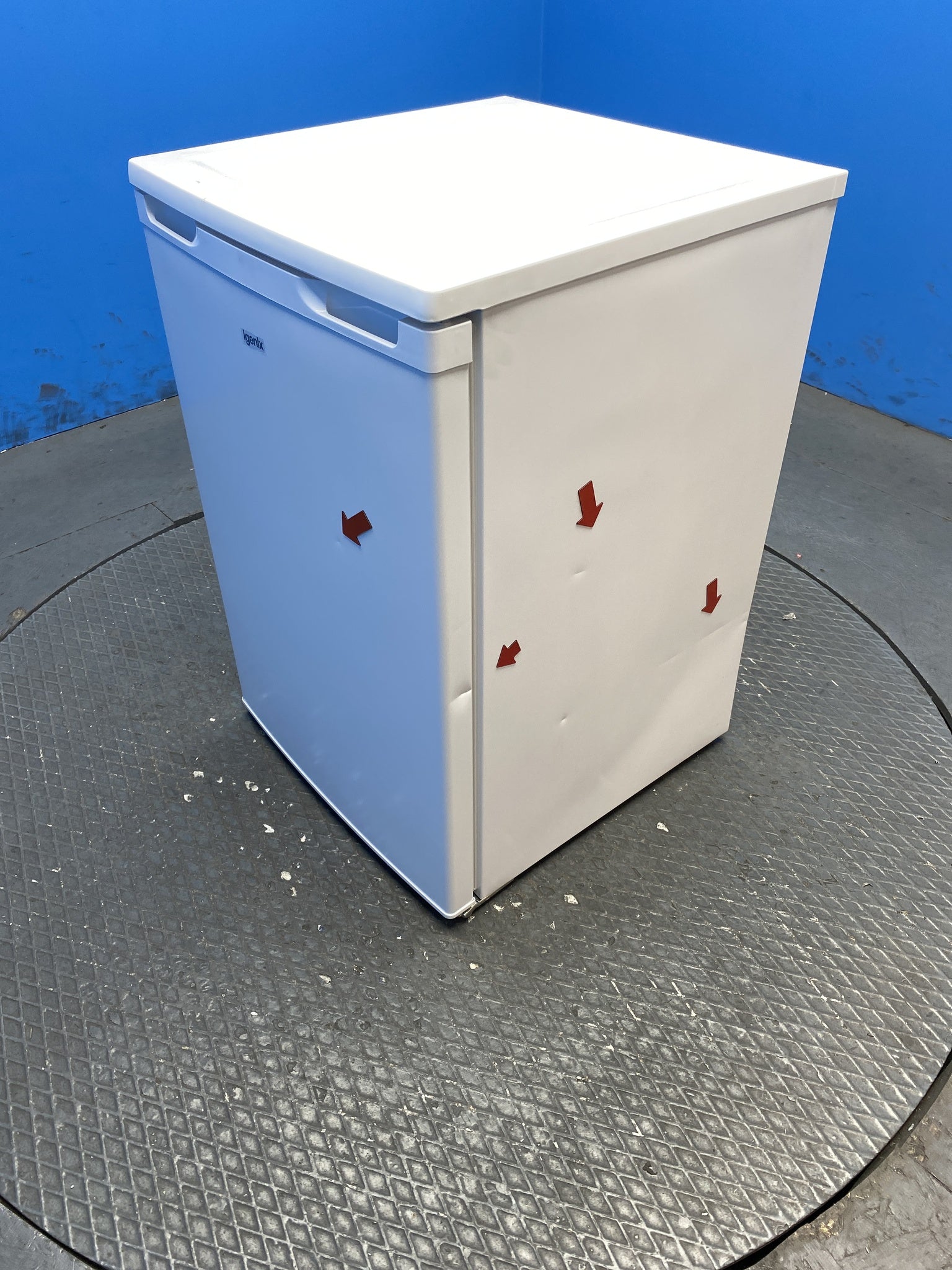 Igenix IG255W 136 Litre Under Counter Fridge