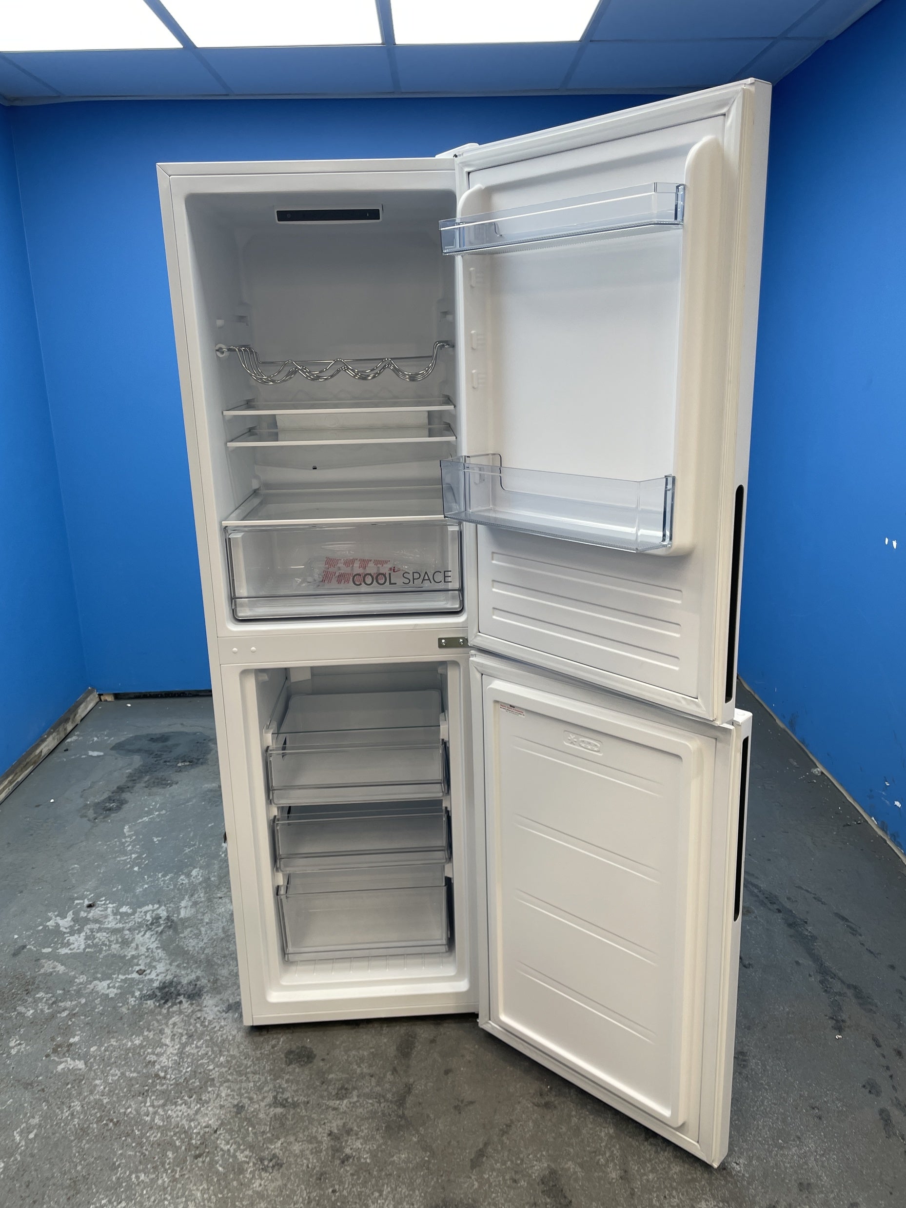 Hoover HVCT3L517EWKR H-FRIDGE 300 Low Frost Fridge Freezer