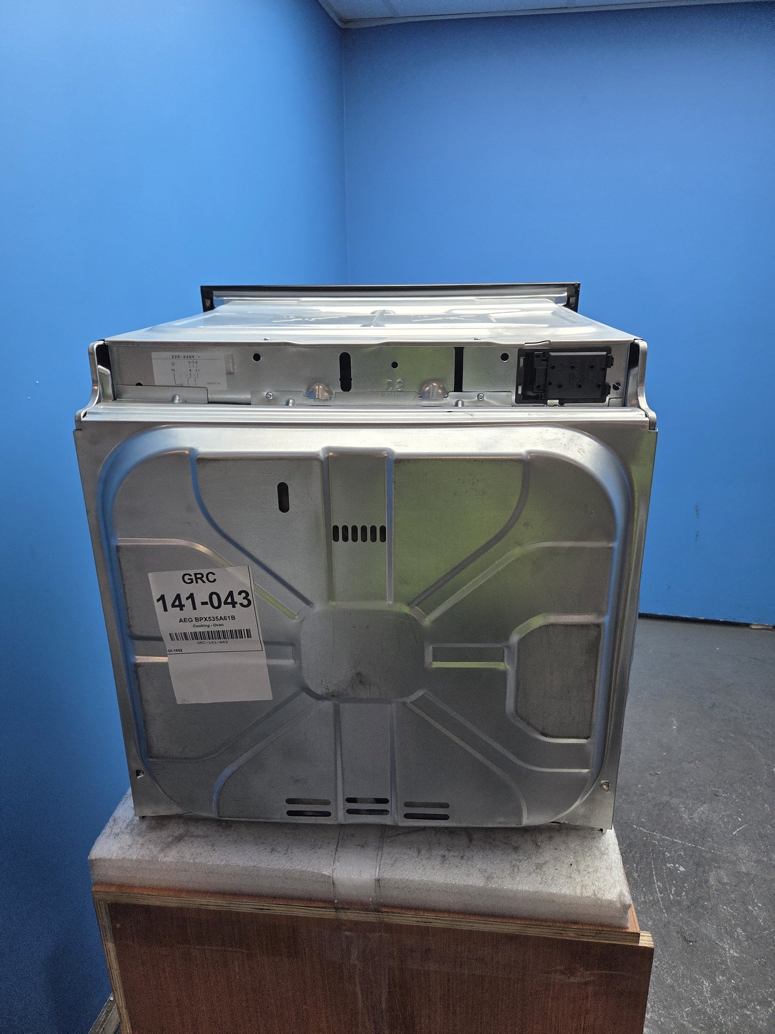 AEG 6000 BPX535A61B AirFry Pyrolytic Built-In Single Oven