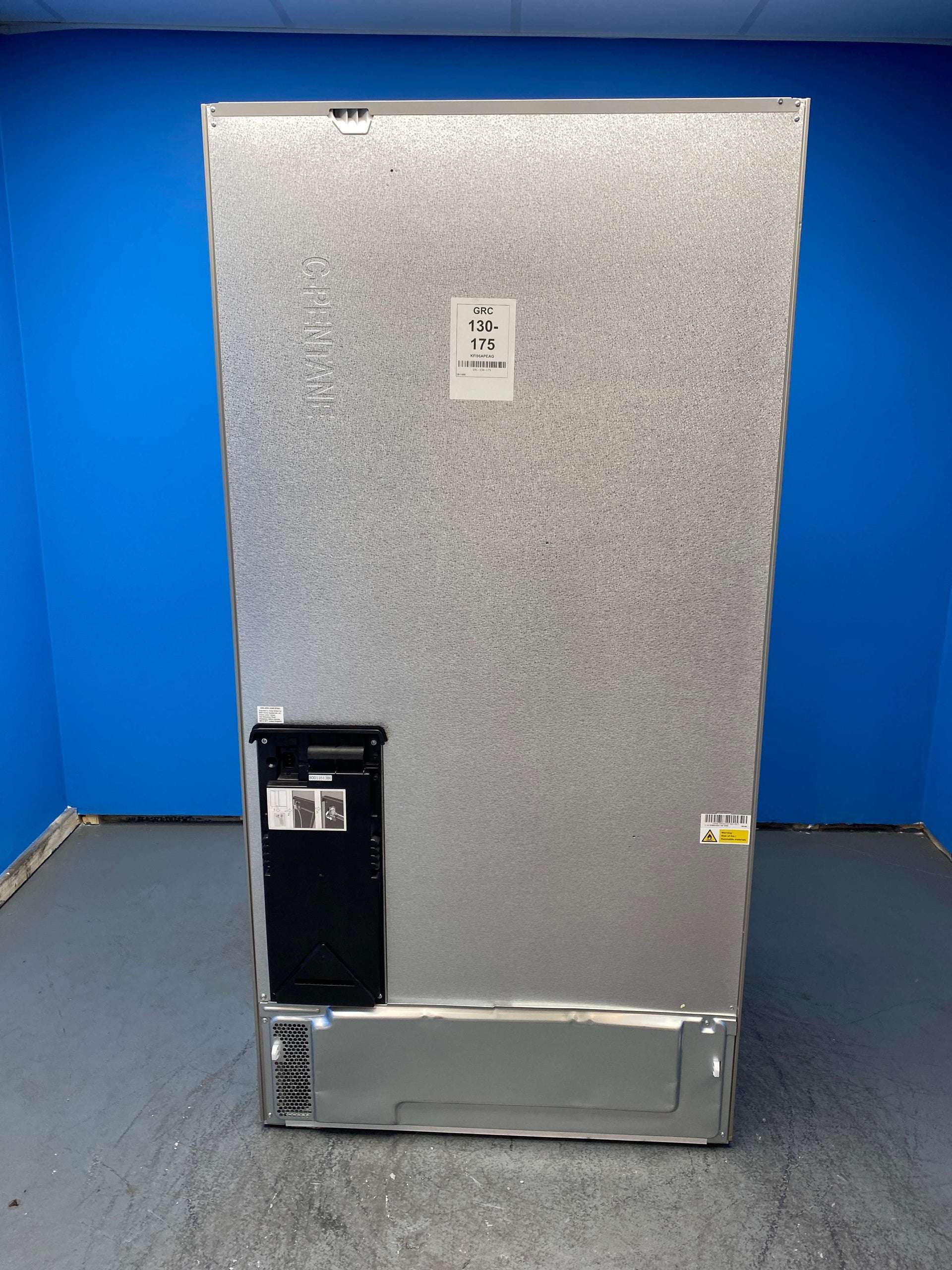 Bosch Series 6 KFI96APEAG 4-Door American Fridge Freezer