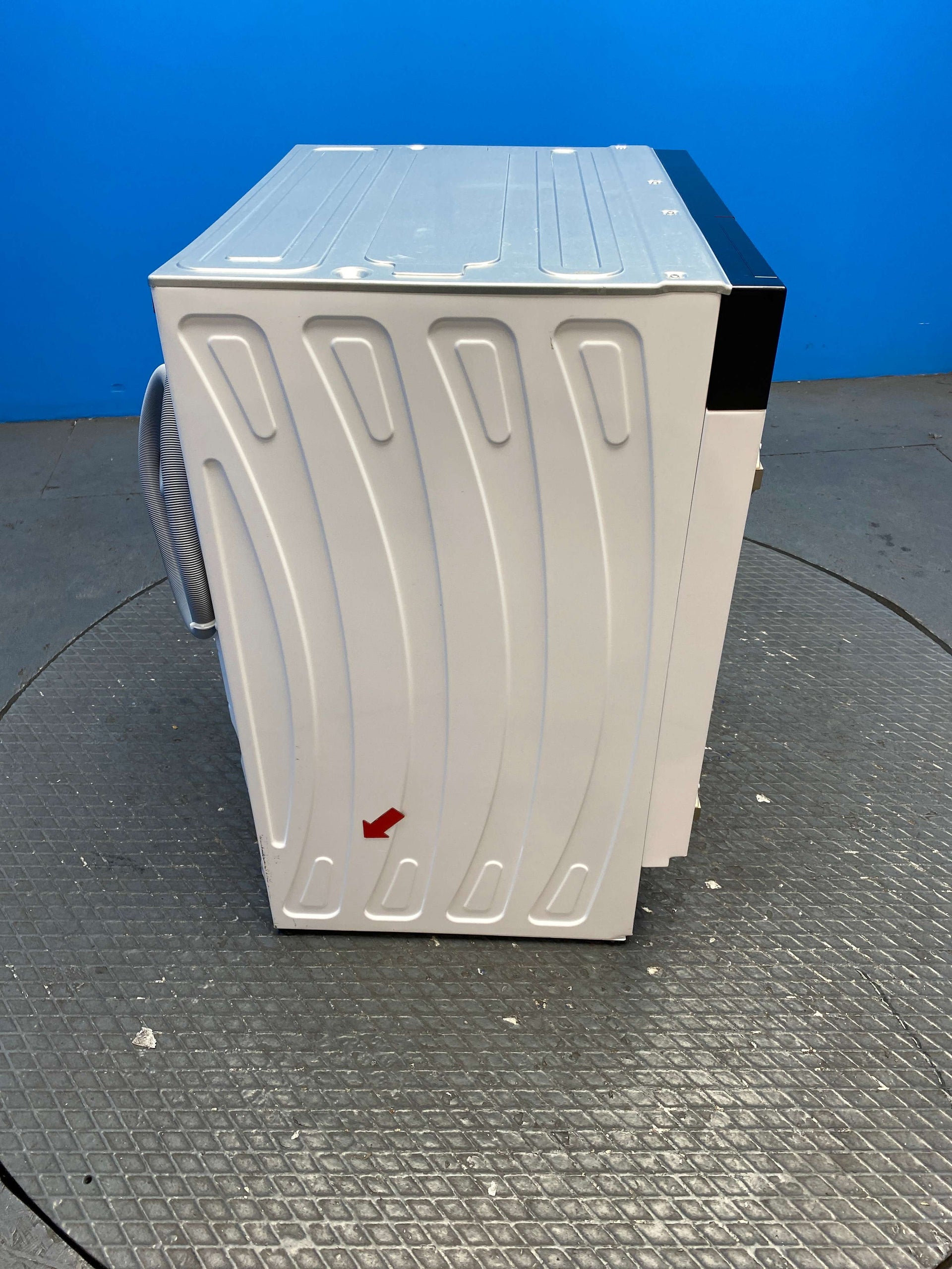 Sharp ES-NIH814BWA Integrated 8kg 1400 Spin Washing Machine
