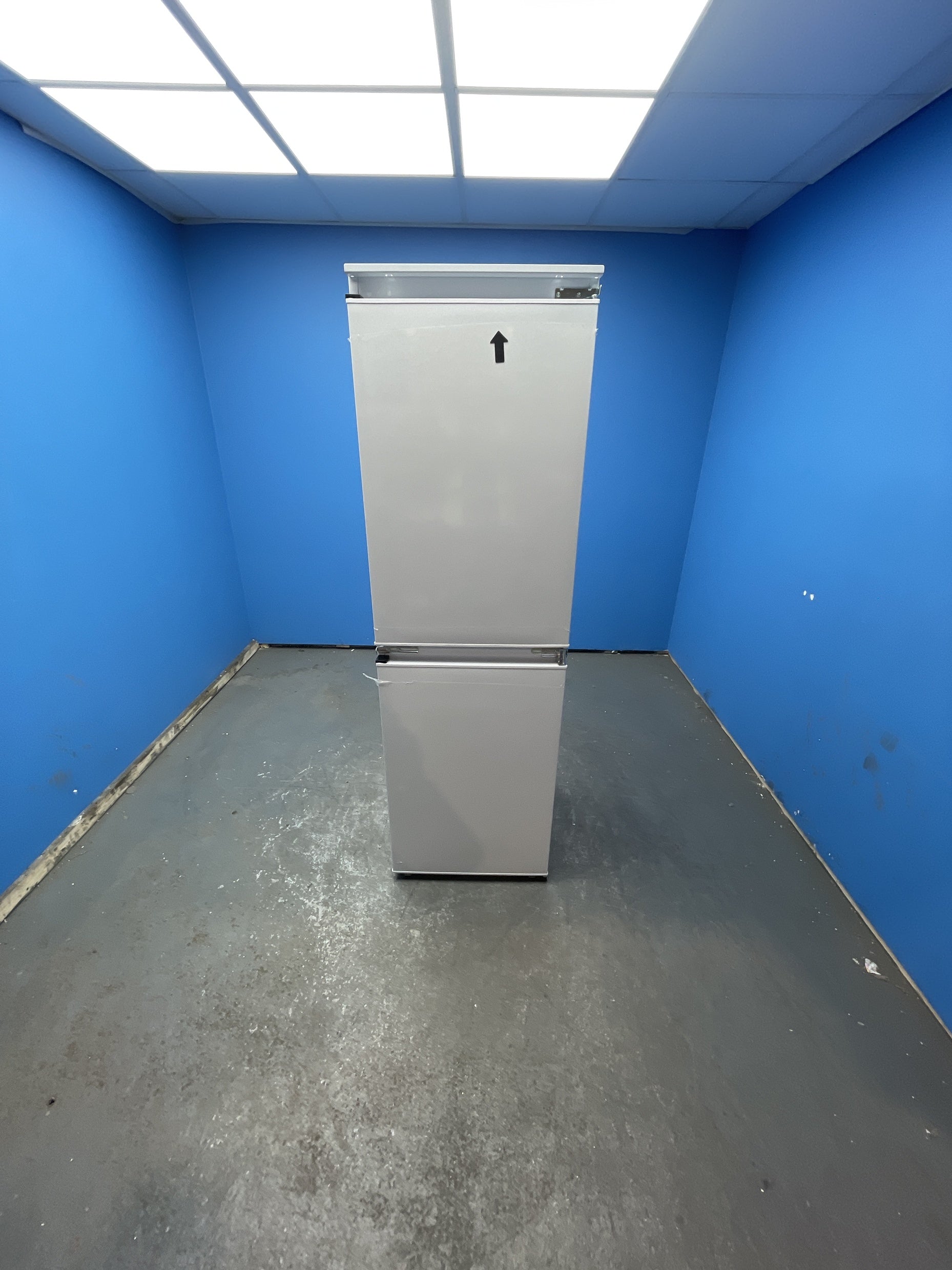 Hoover HOB50N518EVK Integrated 228 Litre Frost Free Fridge Freezer