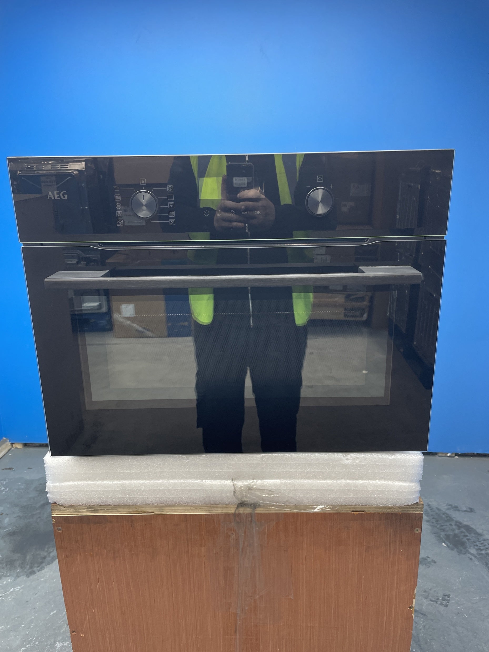 #GRC-150-146 - AEG NKK6N50PB CombiQuick Built-In Combination Microwave