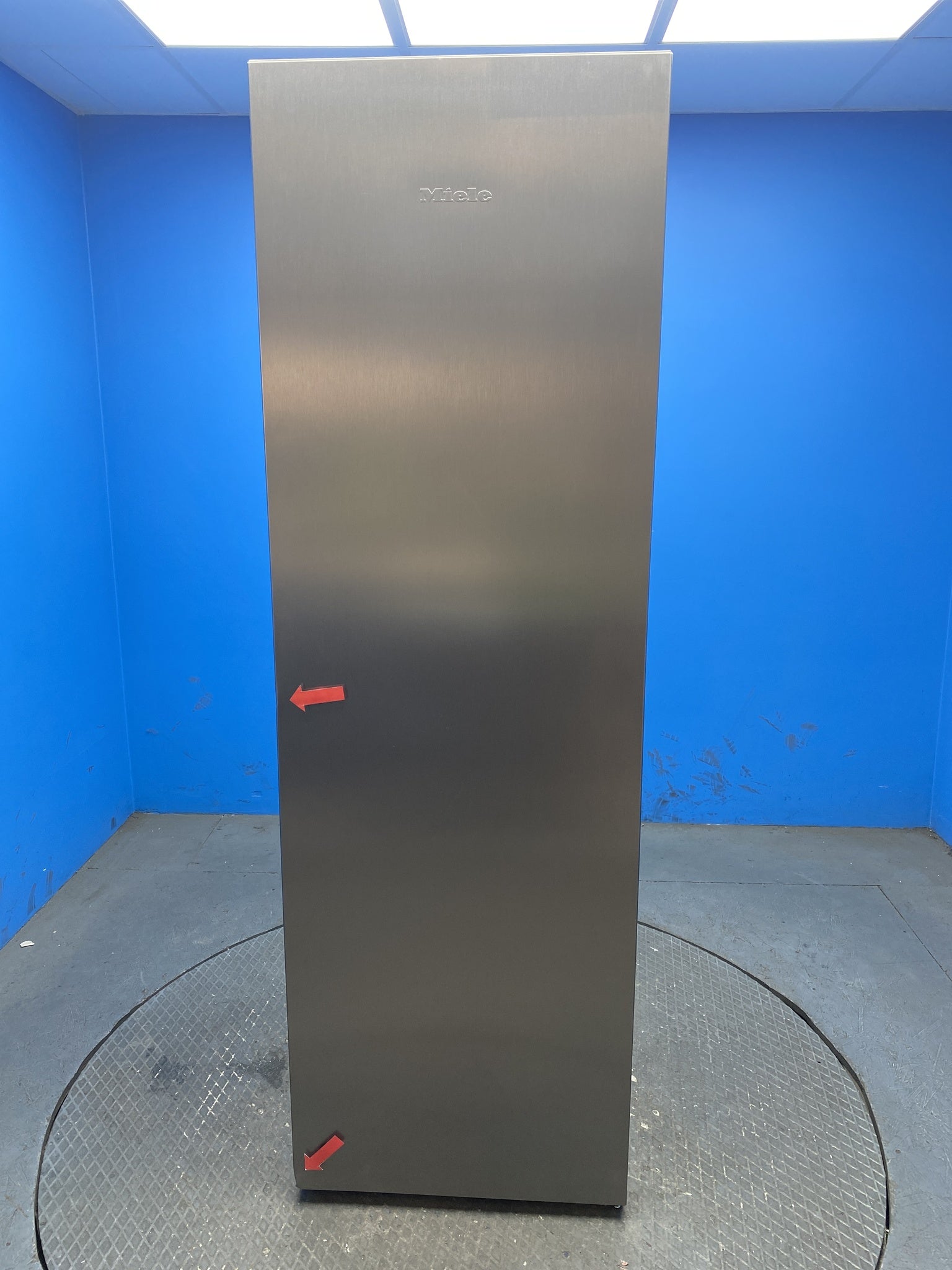 Miele KS4383DD 399 Litre Freestanding Larder Fridge