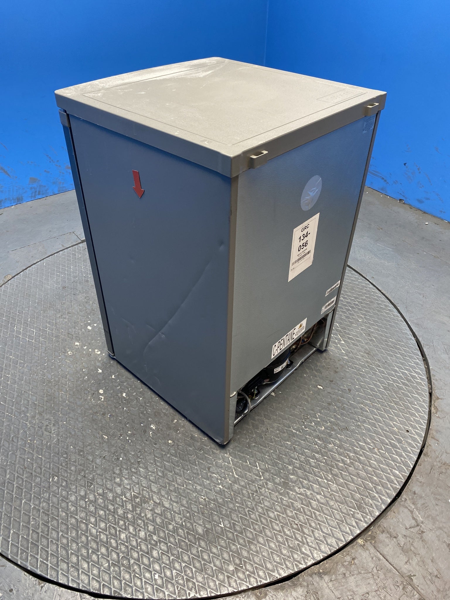 Igenix IG255X 136 Litre Undercounter Fridge