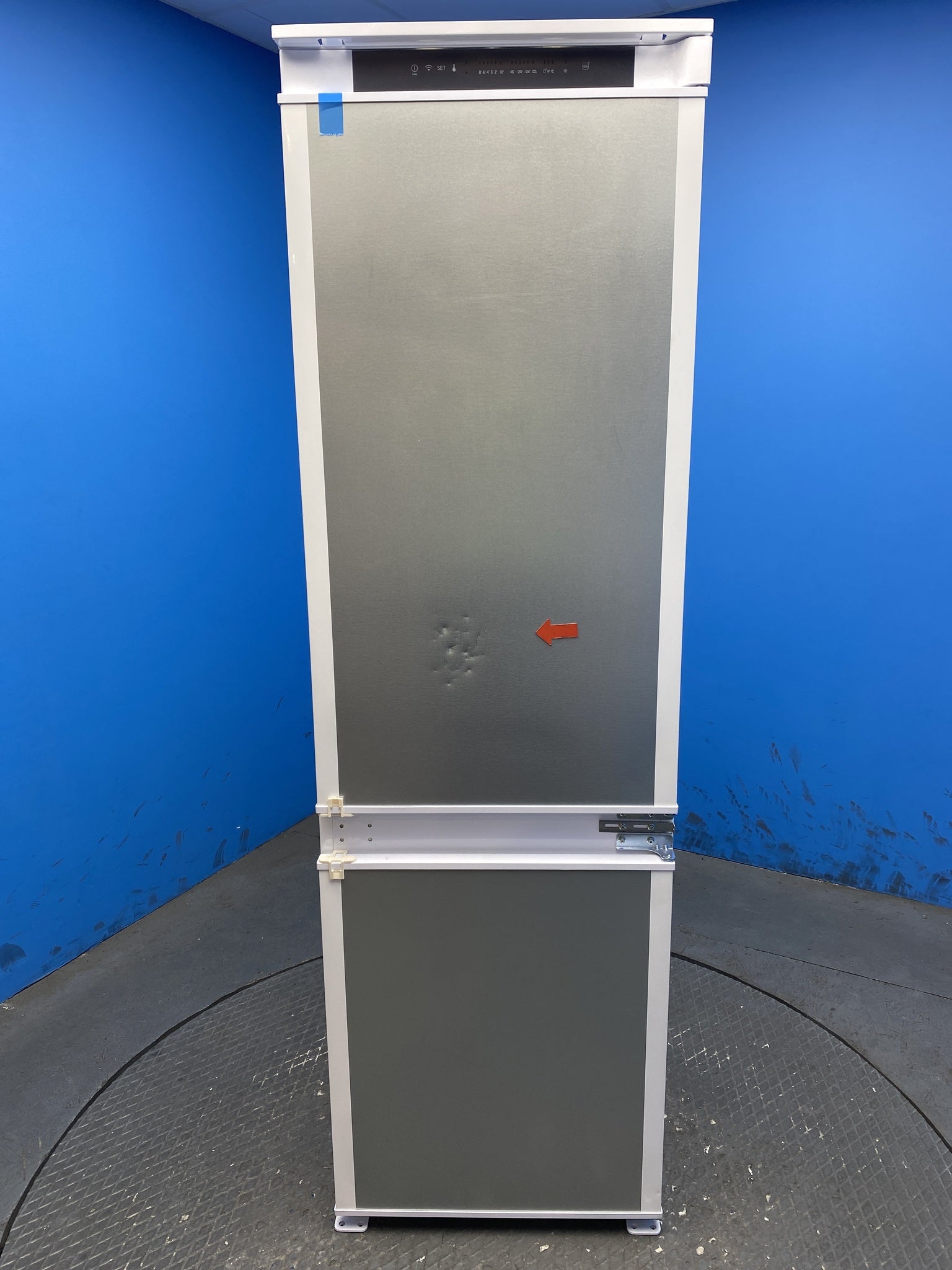 Hoover HFTNF5518EW Integrated 248L Combi Fridge Freezer