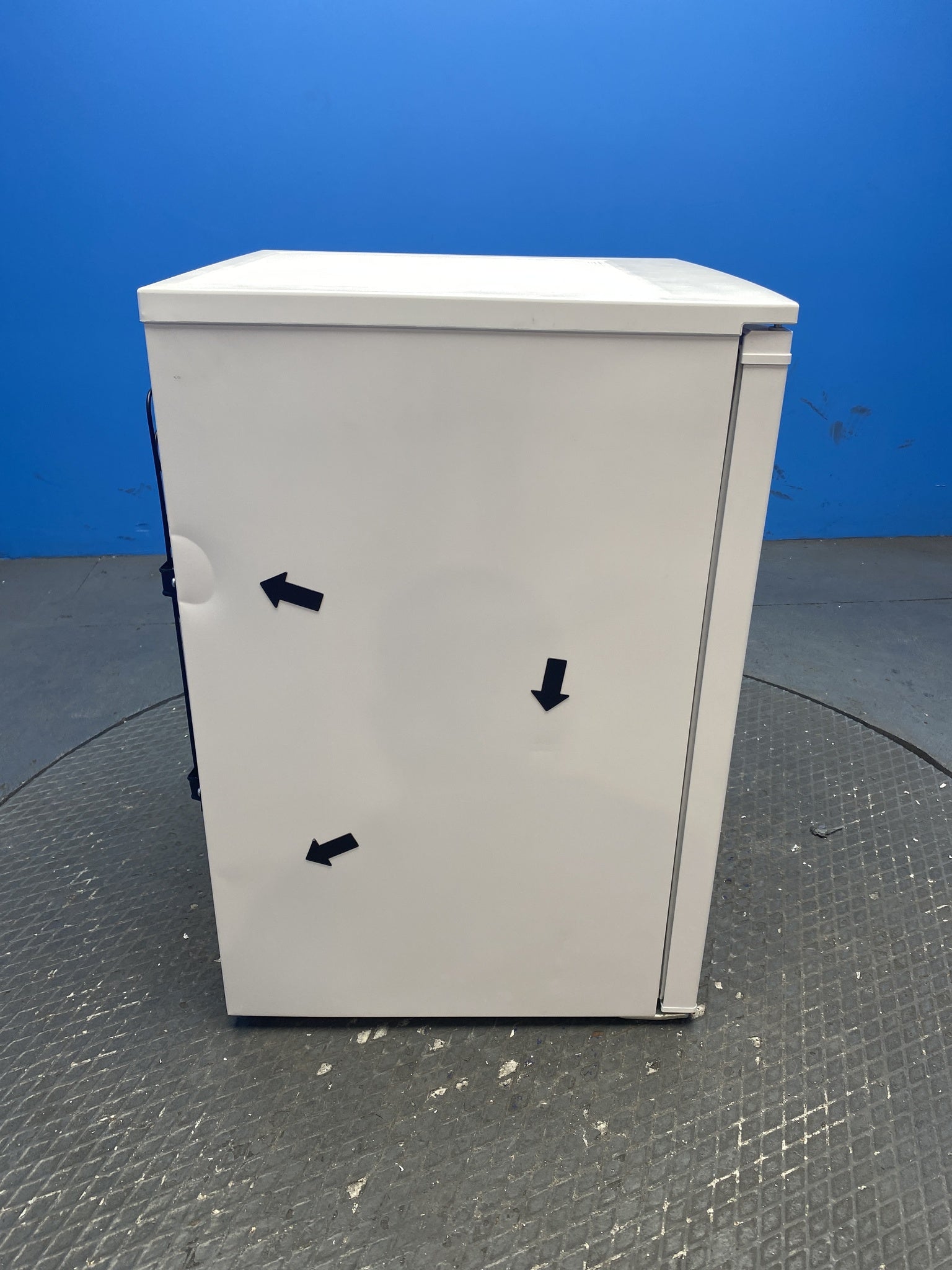 Sharp SJ-UE121M4B 122 Litre Under Counter Fridge