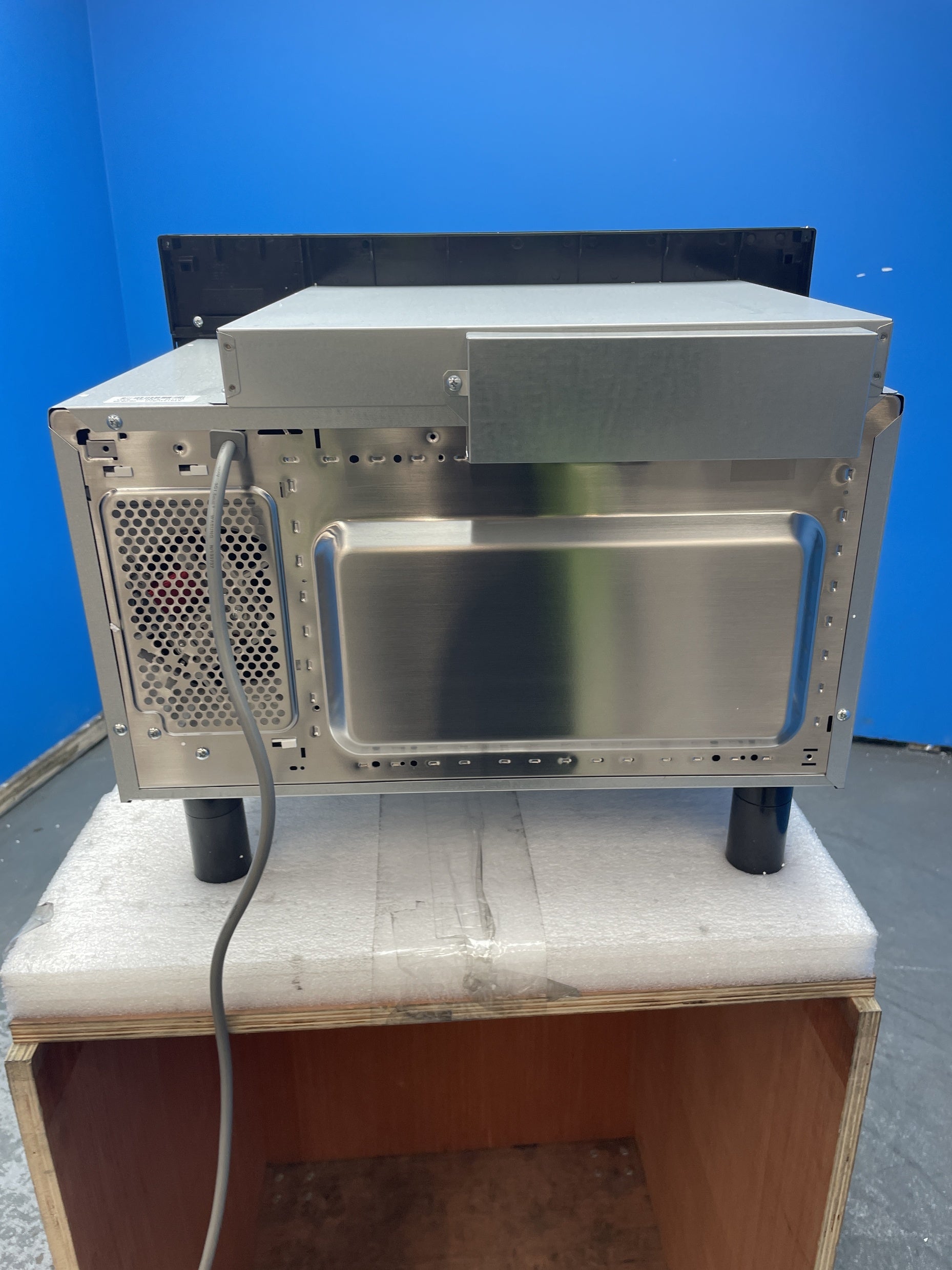 #GRC-155-916 - AEG OB6GM261UB 26L Built-In 900W Microwave with Grill