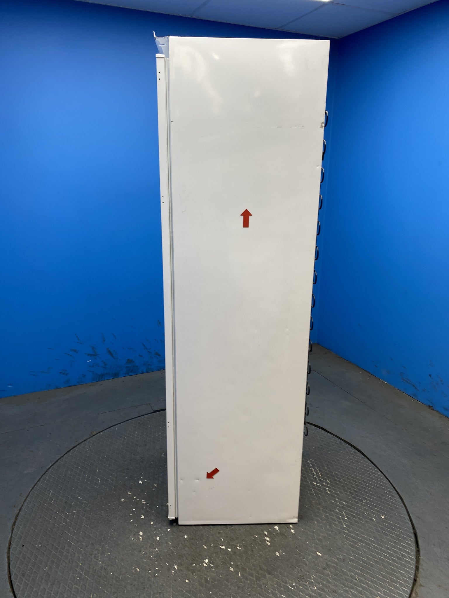 Haier HAUN518EWK 200L Integrated Total No Frost Freezer
