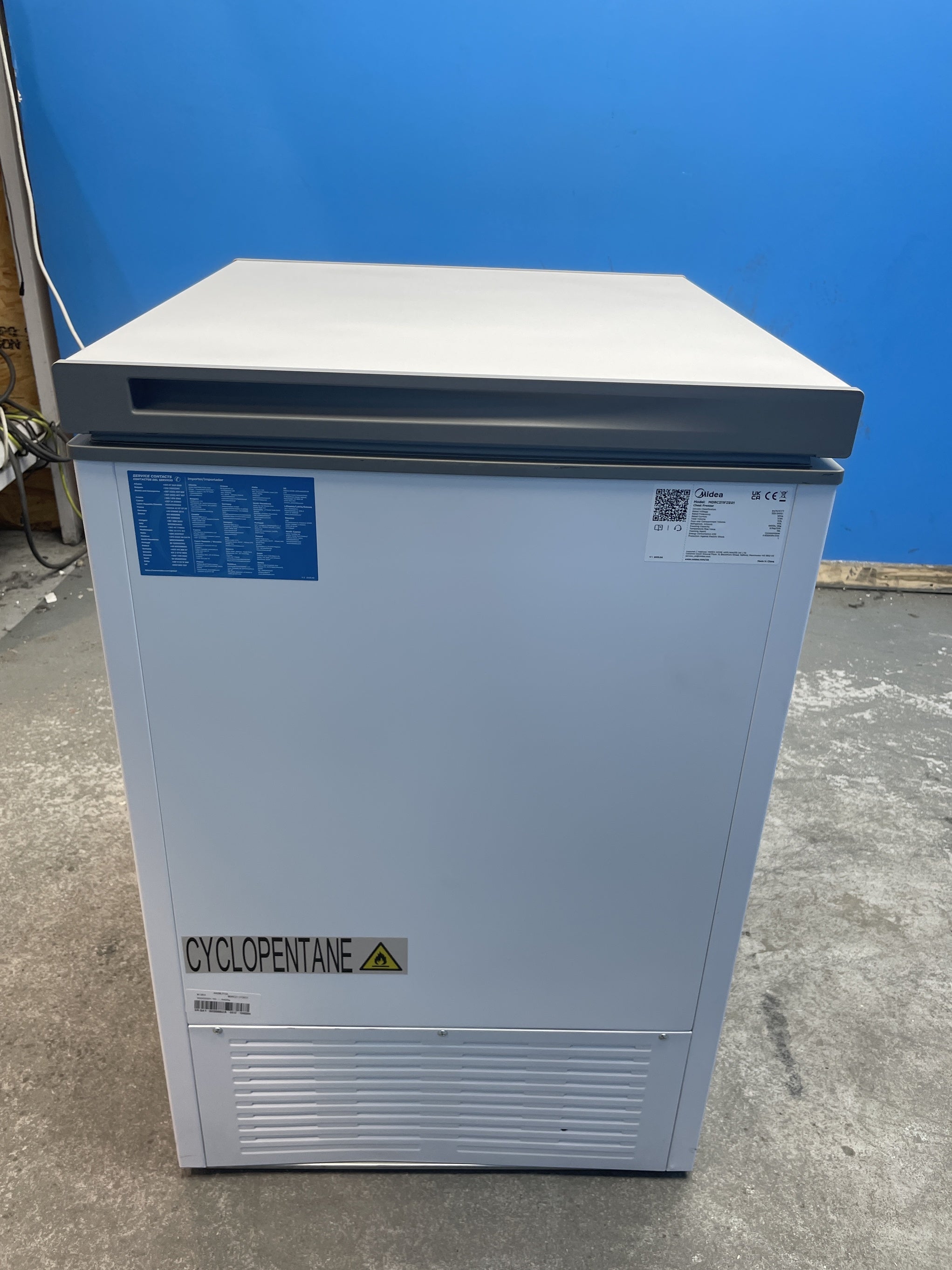 #GRC-158-750 - Midea MDRC211FZE01 143 Litre Capacity Static Chest Freezer