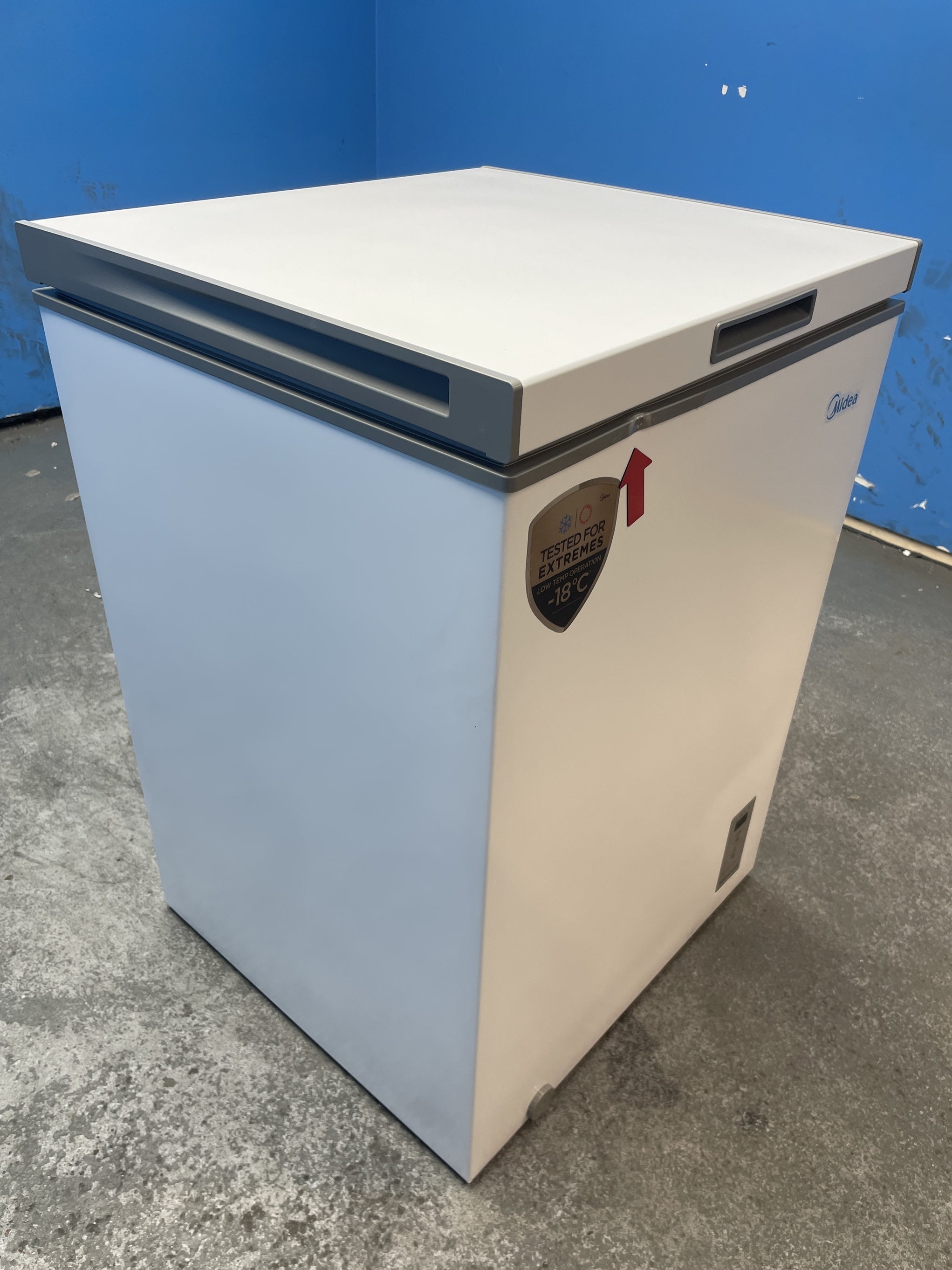 #GRC-158-750 - Midea MDRC211FZE01 143 Litre Capacity Static Chest Freezer