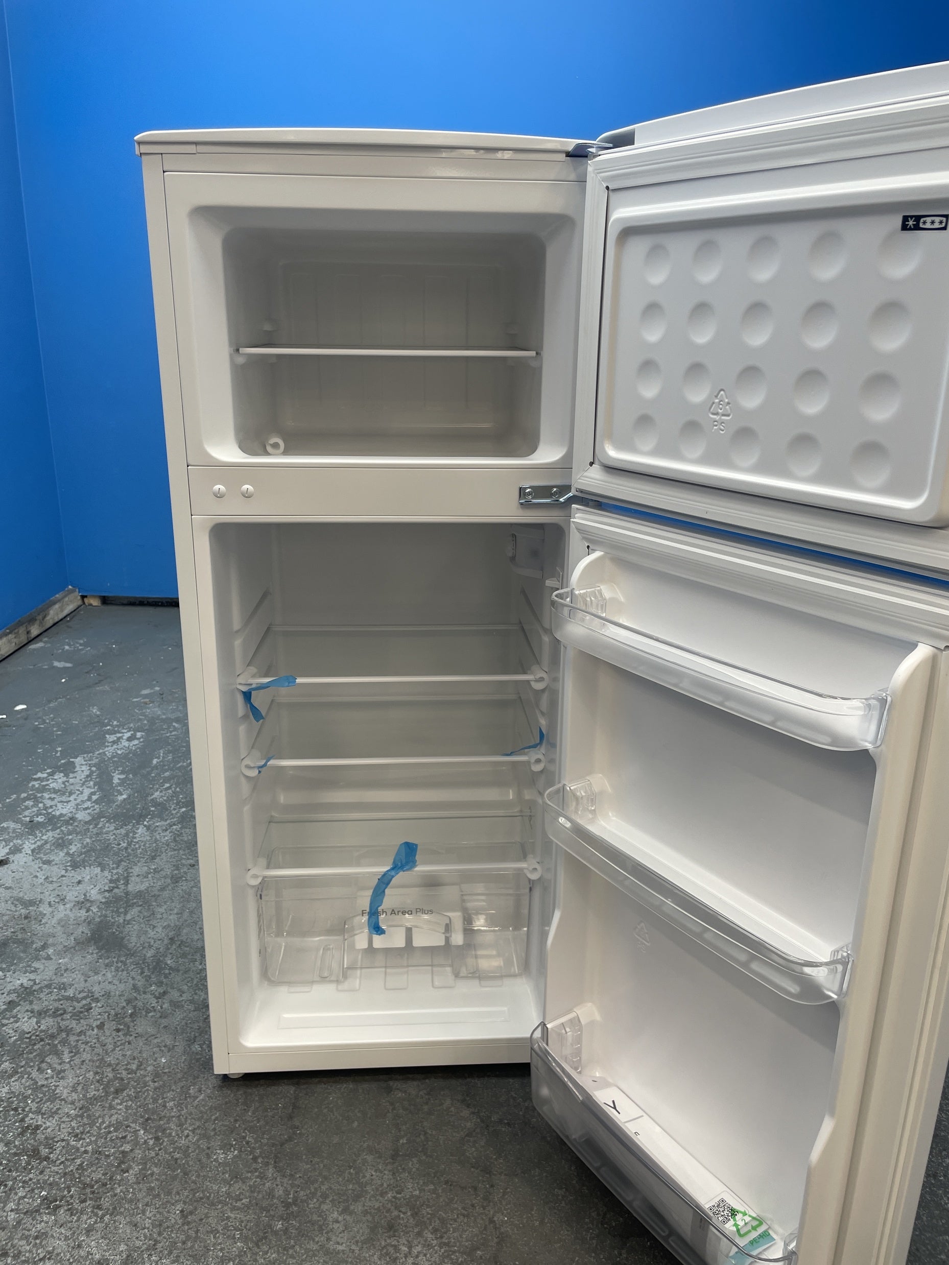 #GRC-158-560 - Candy CDH1S313EWK Slimline 117 Litre Top Mount Fridge Freezer