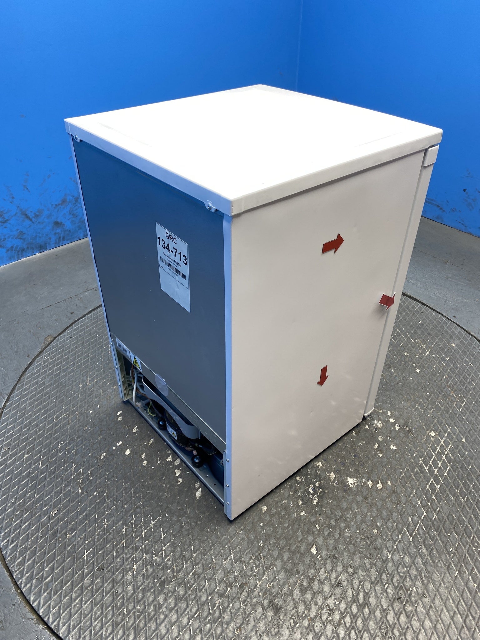 Statesman R155W 55cm Under Counter Fridge