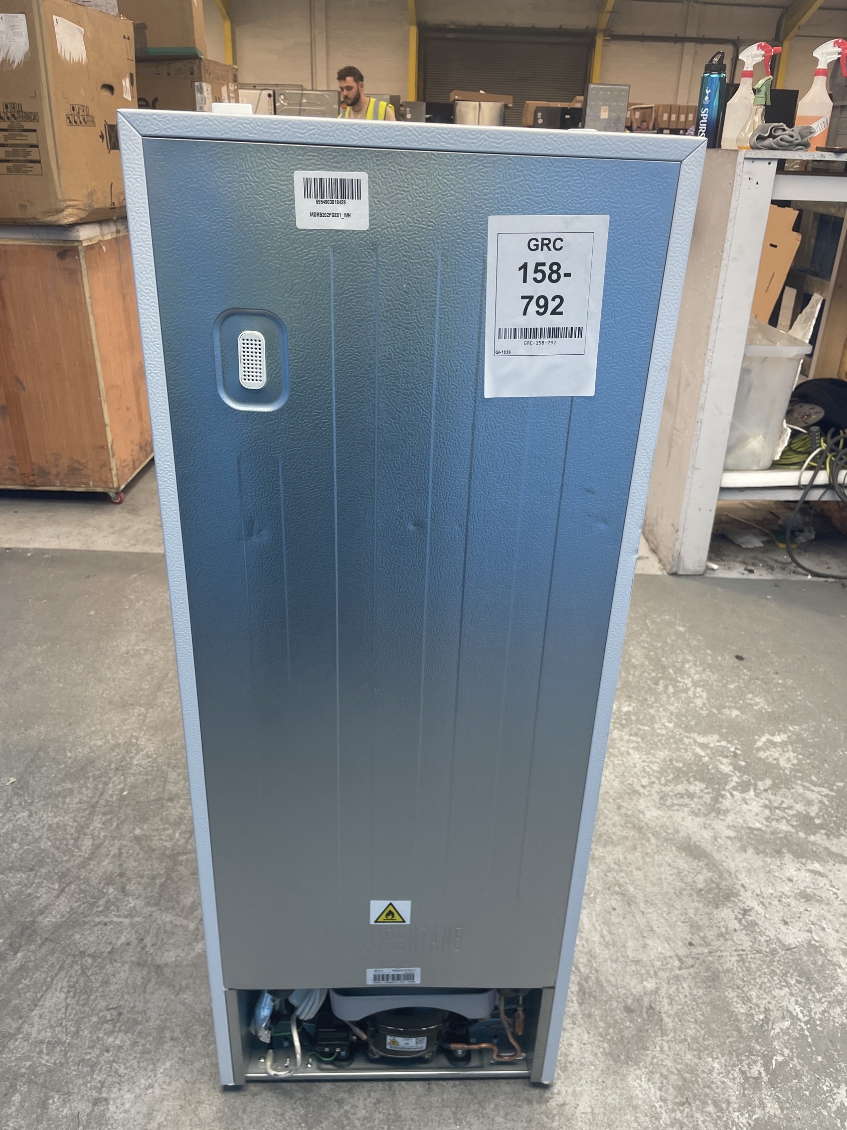 #GRC-158-792 - Midea MDRB202FGE01 47cm Wide Low Frost Combi Fridge Freezer