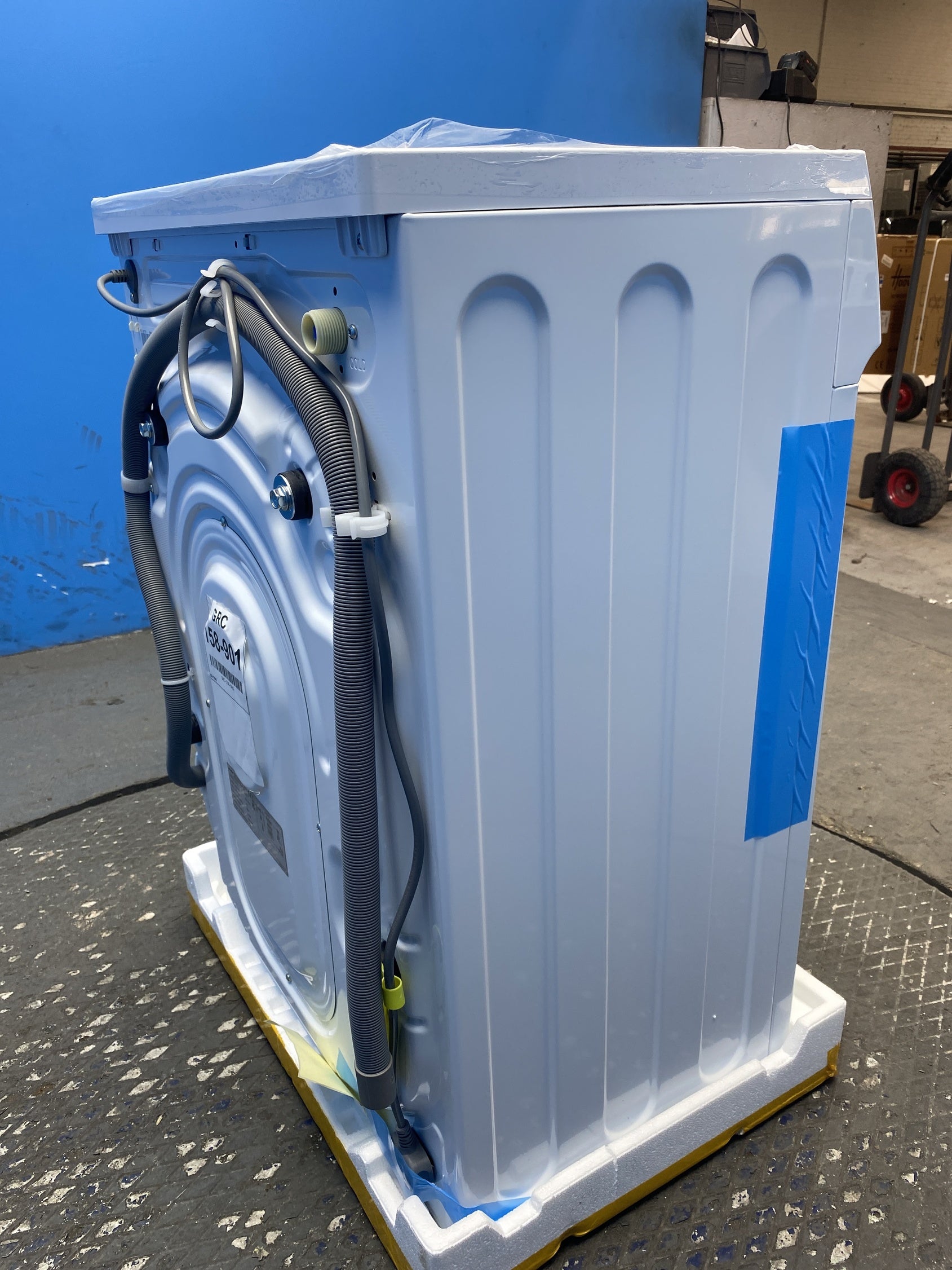 #GRC-158-901 - Comfee CFE10EW60/W Slim 6kg 1000rpm Washing Machine