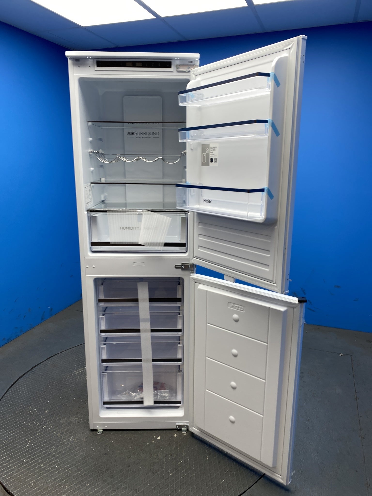 Haier HB50T618FMK Built-In Fridge Freezer - No Frost, E Rated