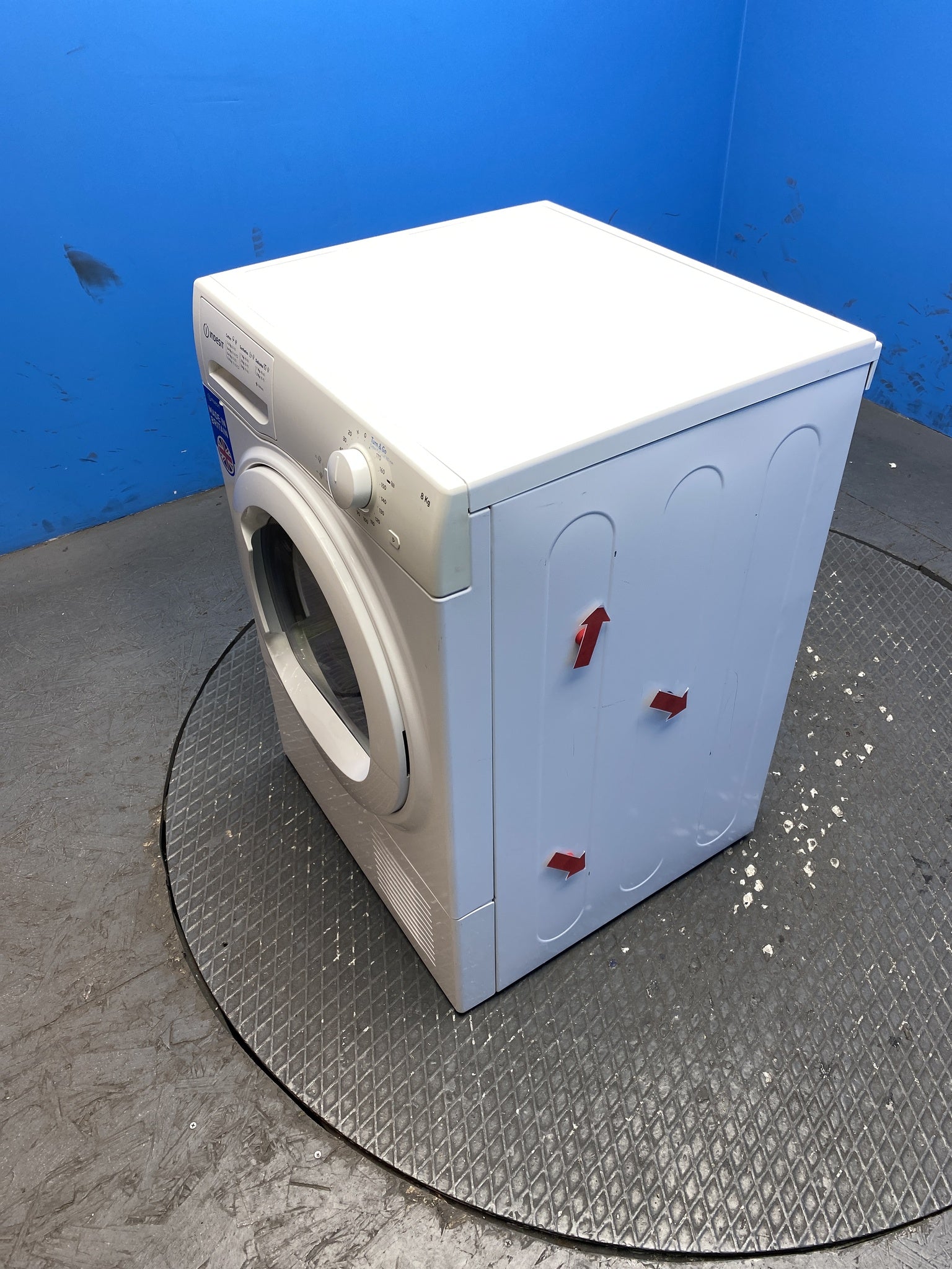 Indesit I2D81WUK 8kg Condenser Tumble Dryer with Turn&Go