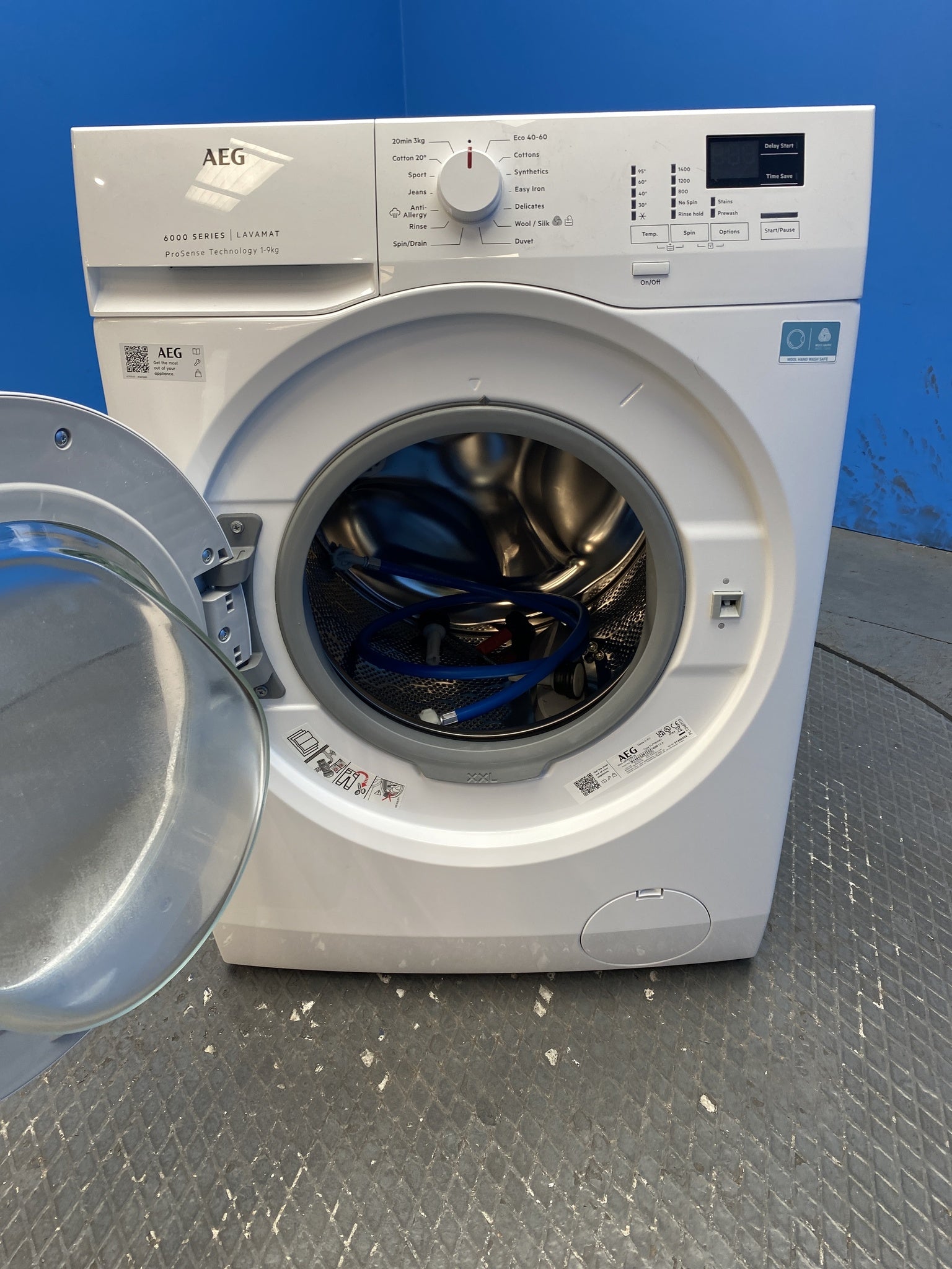 AEG 9kg 1400 Spin Washing Machine with ProSense