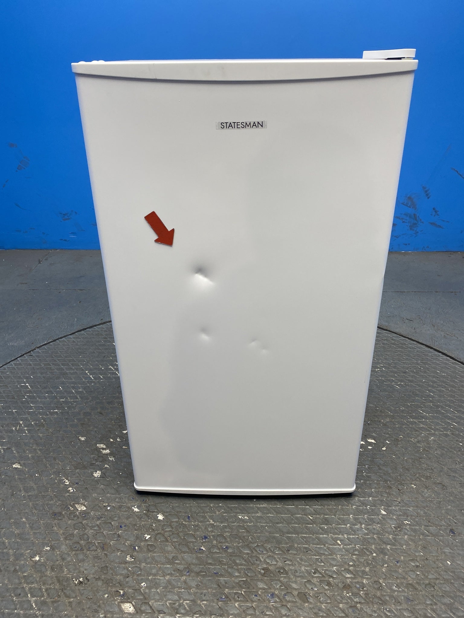 Statesman UC47LFW 93 Litres Under Counter Fridge