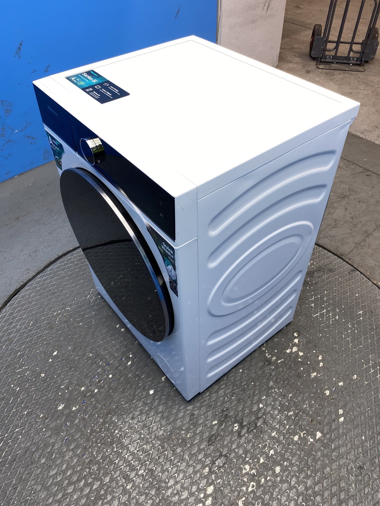 Hisense WF5I1045BWQ KitchenFit 5i 10.5 kg WiFi Washing Machine