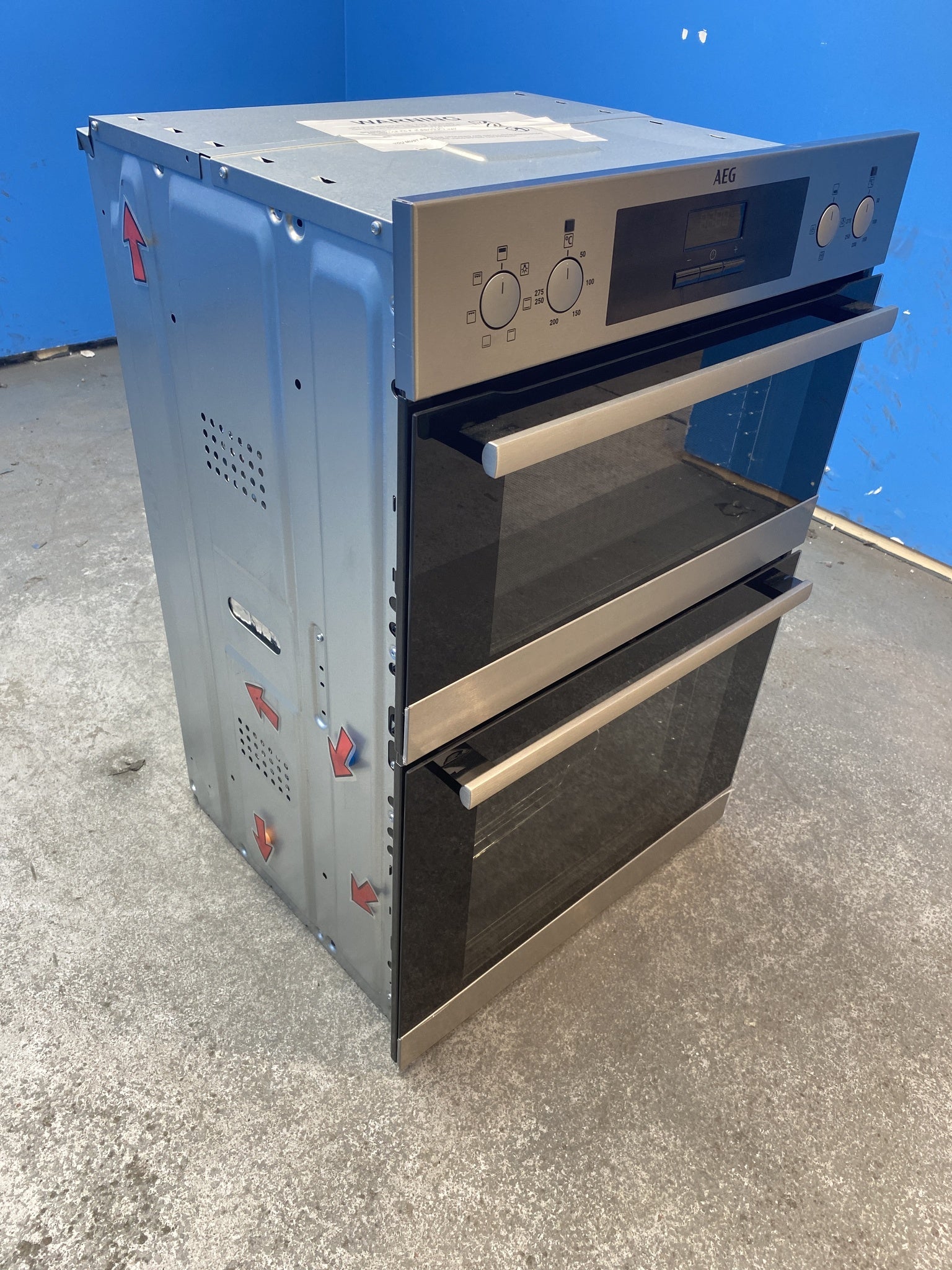 #GRC-156-024 - AEG DEB331010M Built In Double Oven with SurroundCook