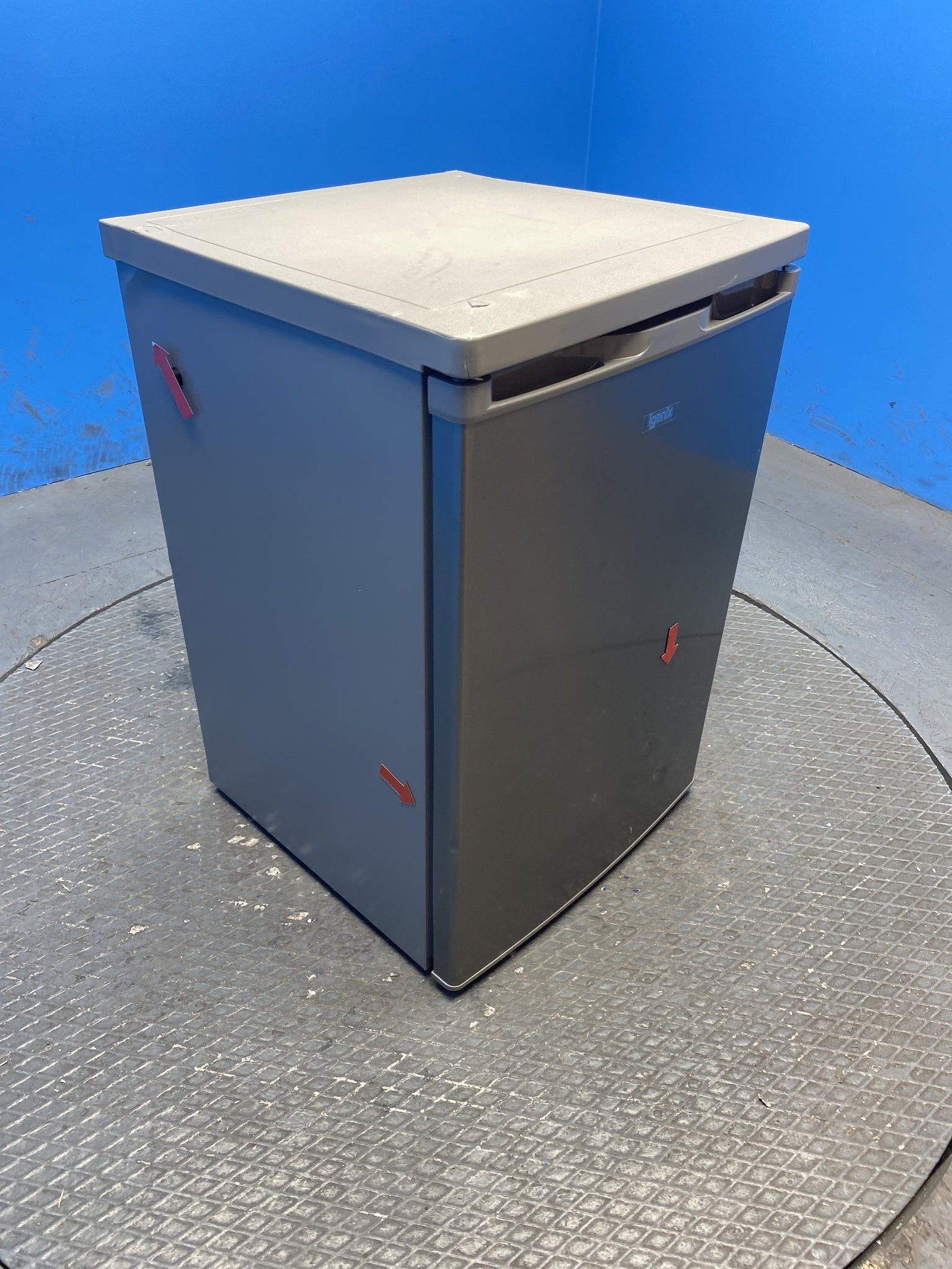 Igenix IG255X 136 Litre Undercounter Fridge