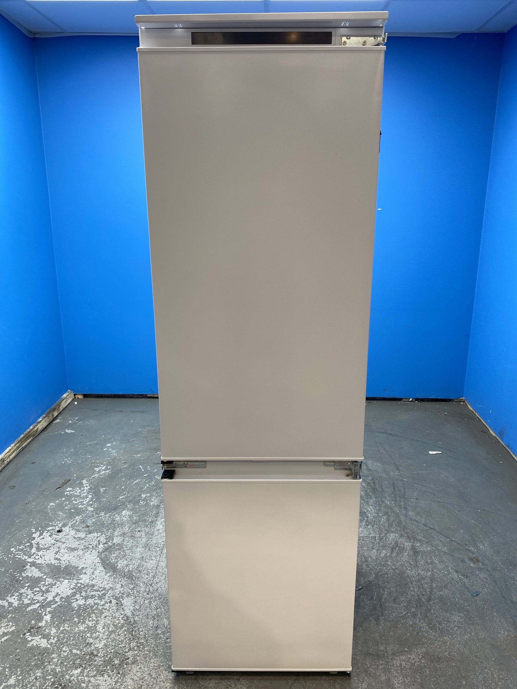 #GRC-155-442 - Candy CBBMT18EK Integrated 244 Litre Smart Fridge Freezer