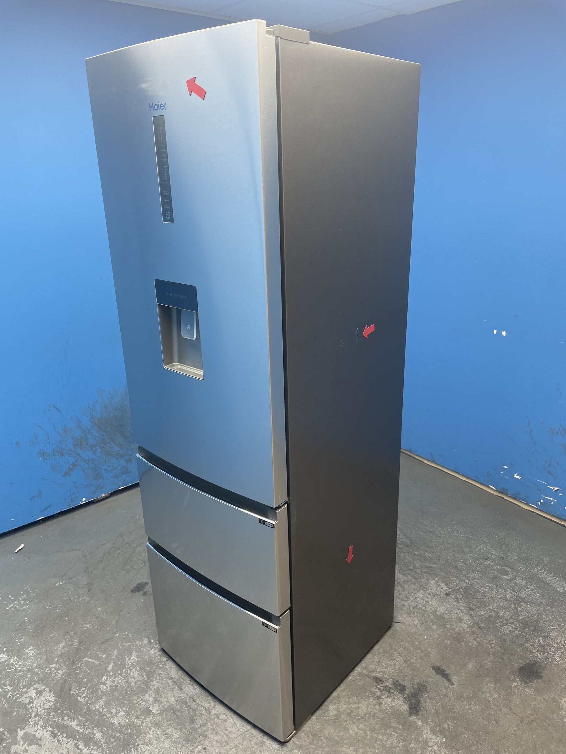 #GRC-163-454 - Haier 60cm Freestanding 70/30 Fridge Freezer – 345L, MyZone, Non-Plumbed Water Dispenser