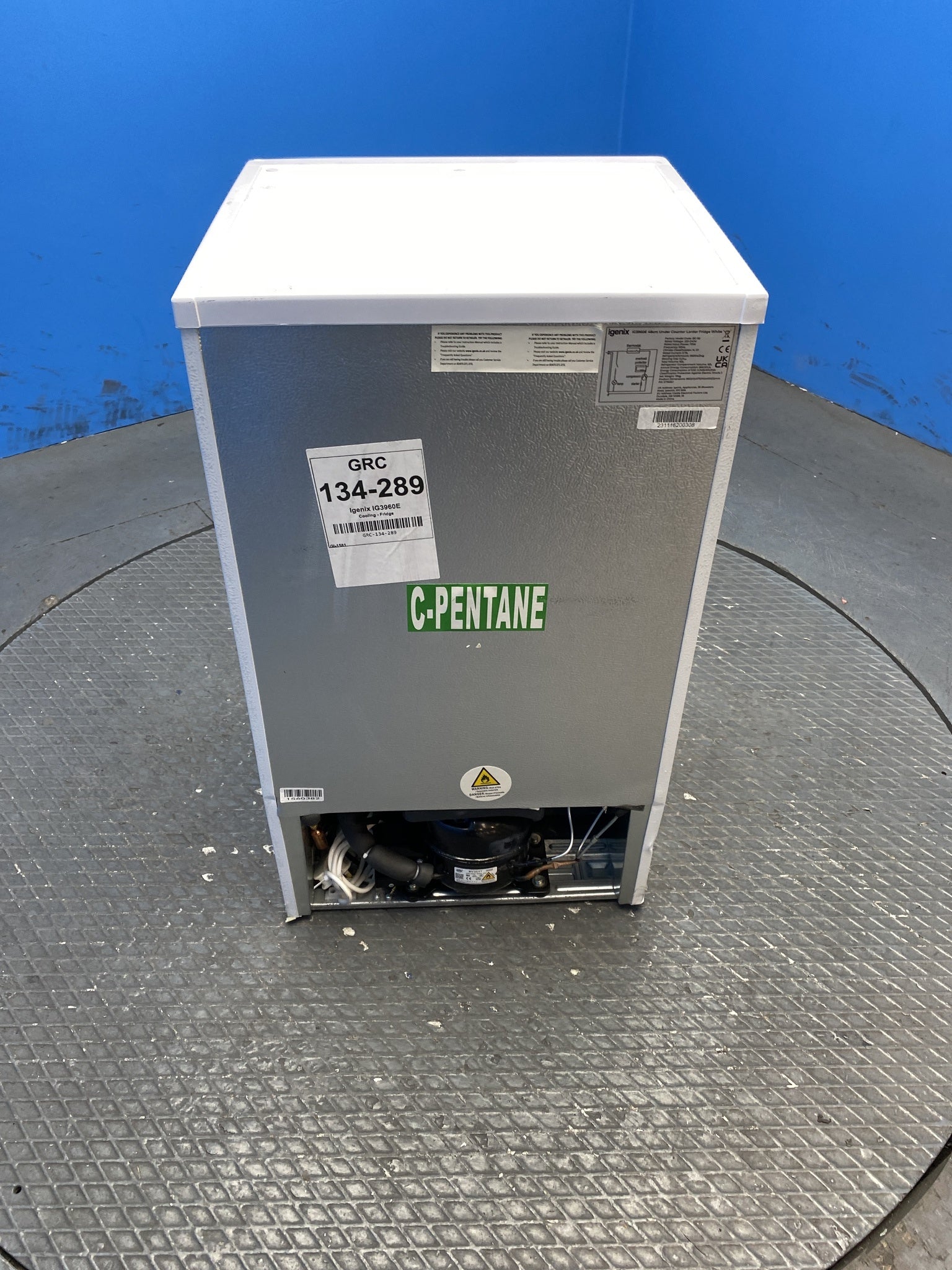 Igenix IG3960E 92 Litre Under Counter Larder Fridge