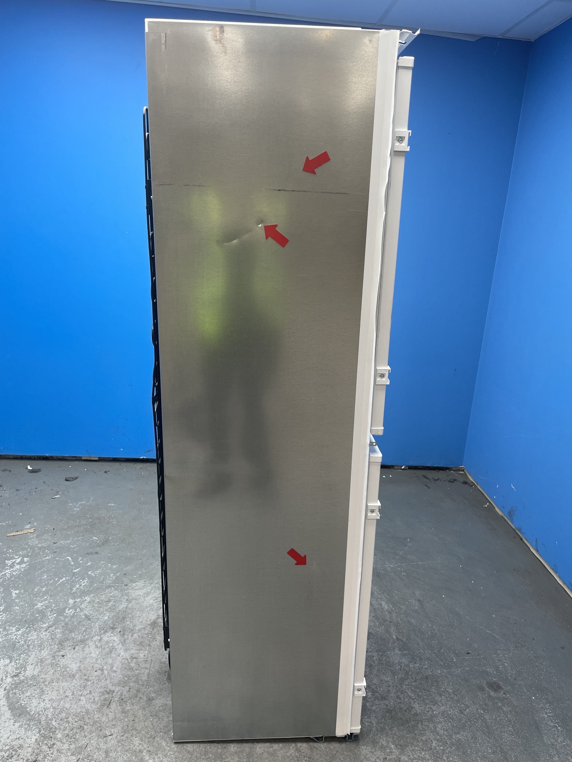 #GRC-158-316 - Electrolux LEL86012 Built-In TwinTech Fridge Freezer