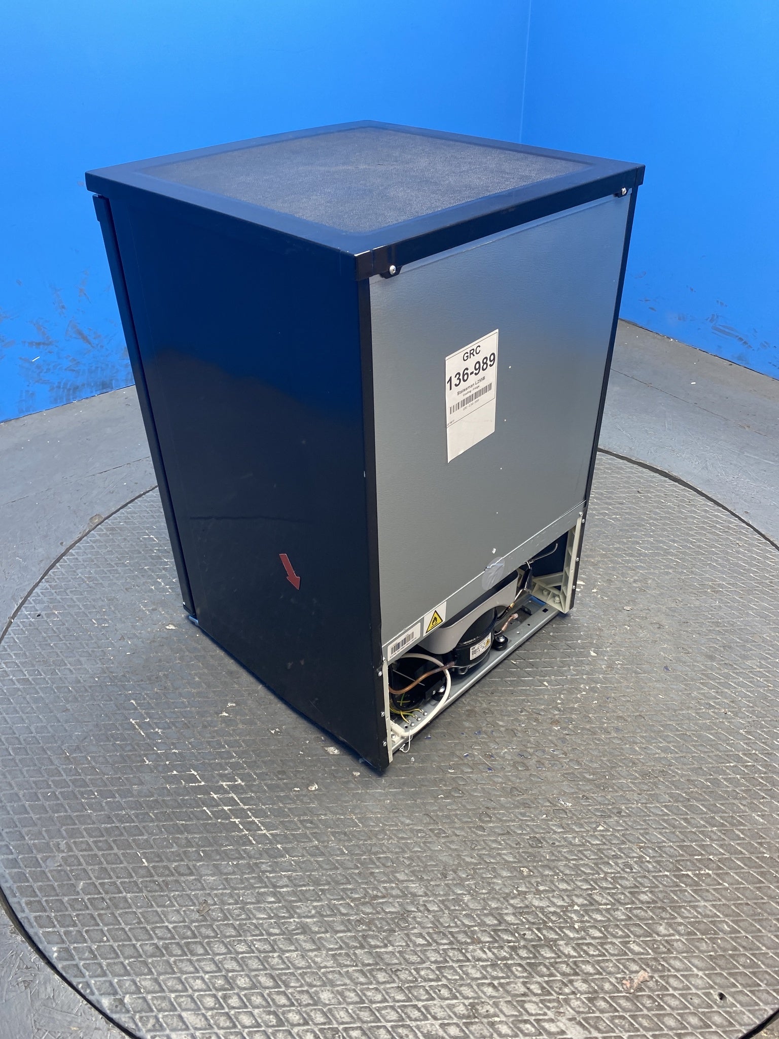 Statesman L255B 113 Litre 55cm Under Counter Fridge