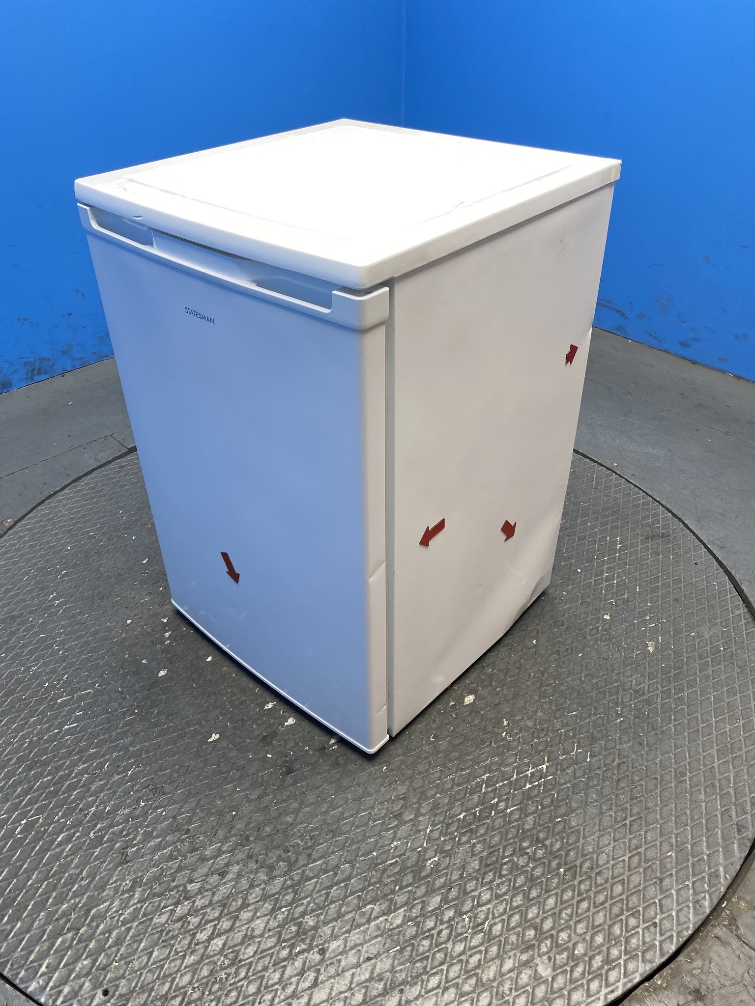 Statesman R155W 55cm Under Counter Fridge