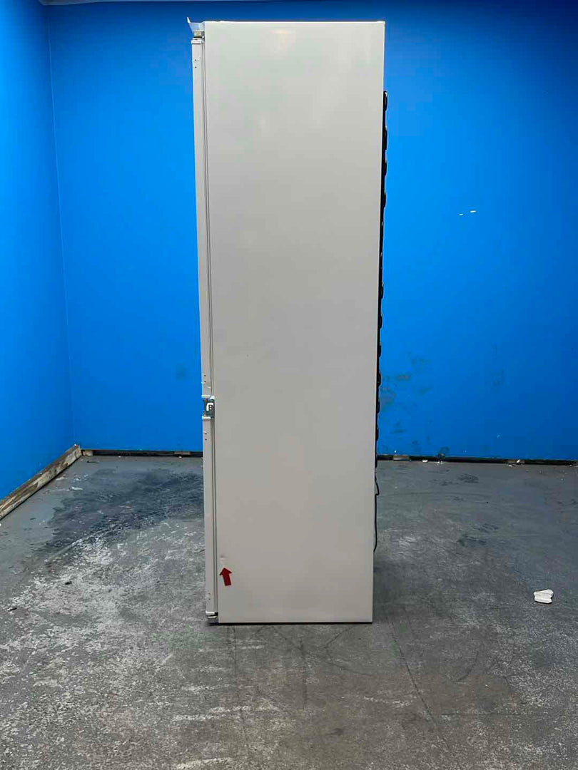 #GRC-160-784 - Candy Fresco CBBML18EK Integrated 50/50 Low Frost Fridge Freezer