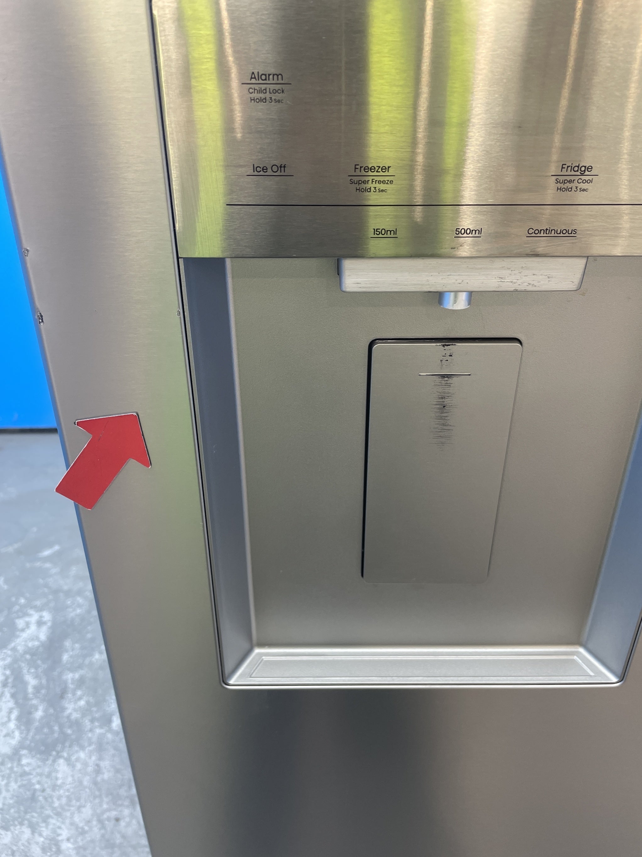 #GRC-163-241 - Hisense RF815N4SESE French Door 364 Litre Fridge Freezer
