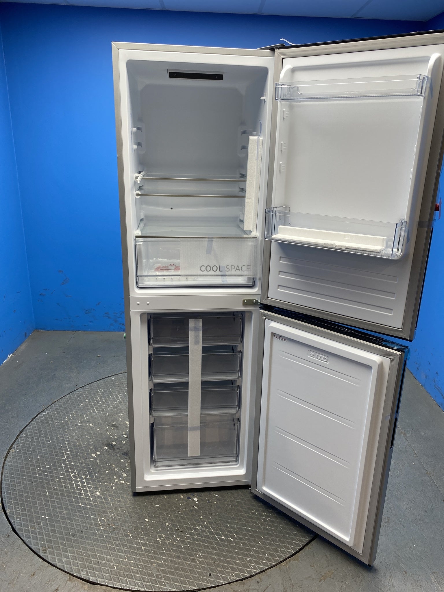 Hoover HOCT3L517ESK 252 Litre Combi Fridge Freezer