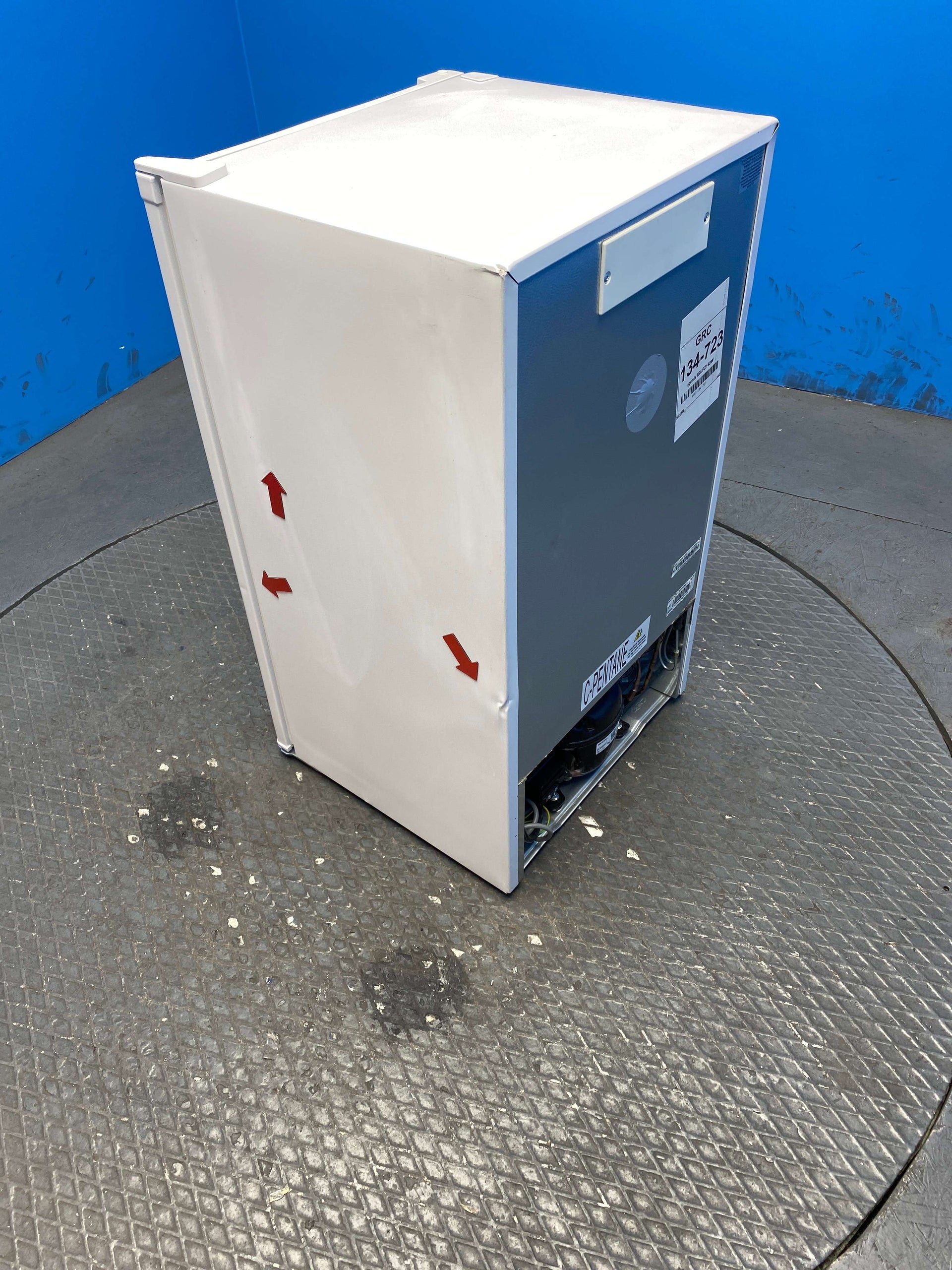 Igenix IGUFZ148W 60L Under Counter Freezer