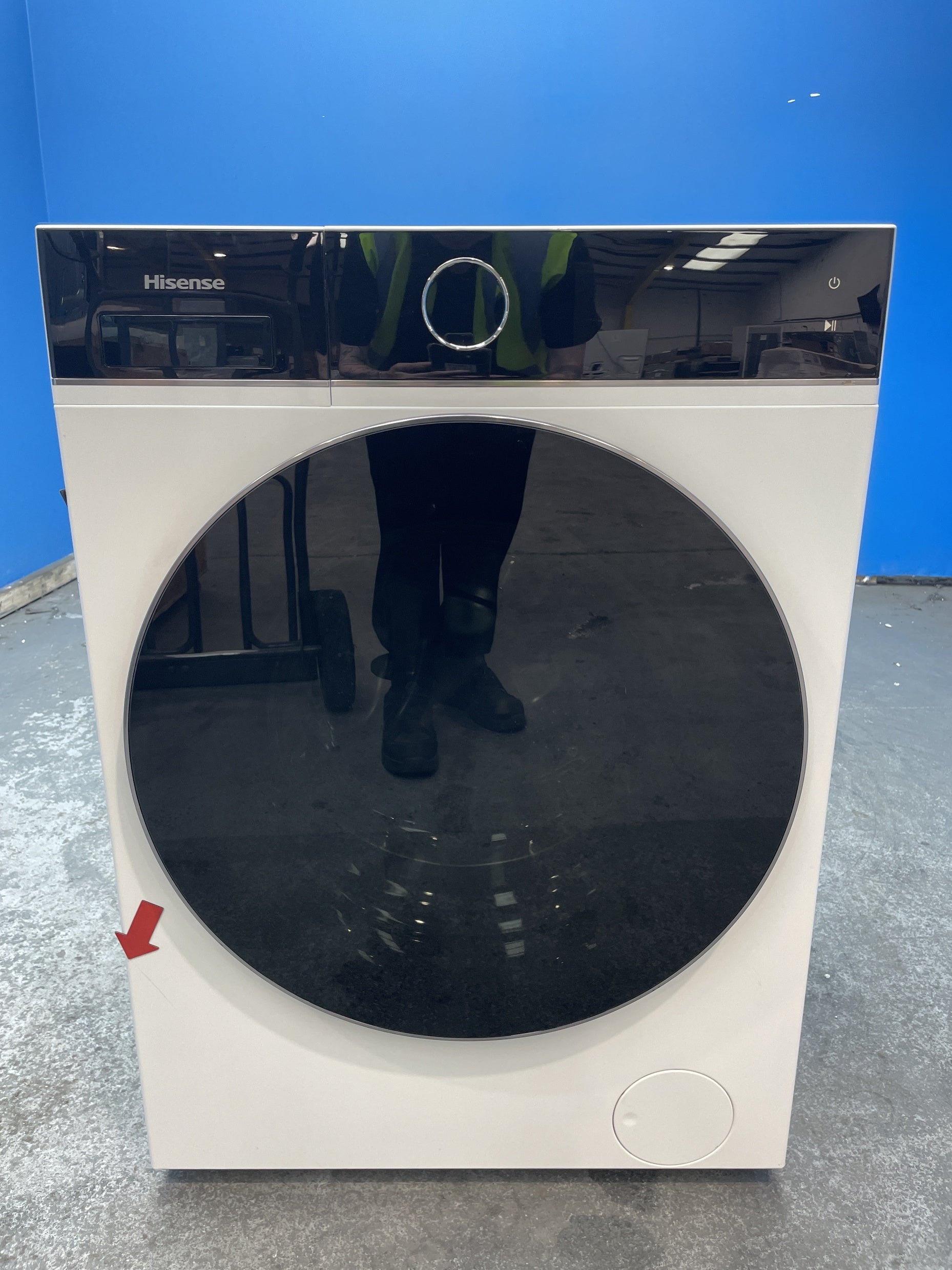 #GRC-158-052 - Hisense WF5I9043BWFS 9kg 140rpm KitchenFit Washing Machine
