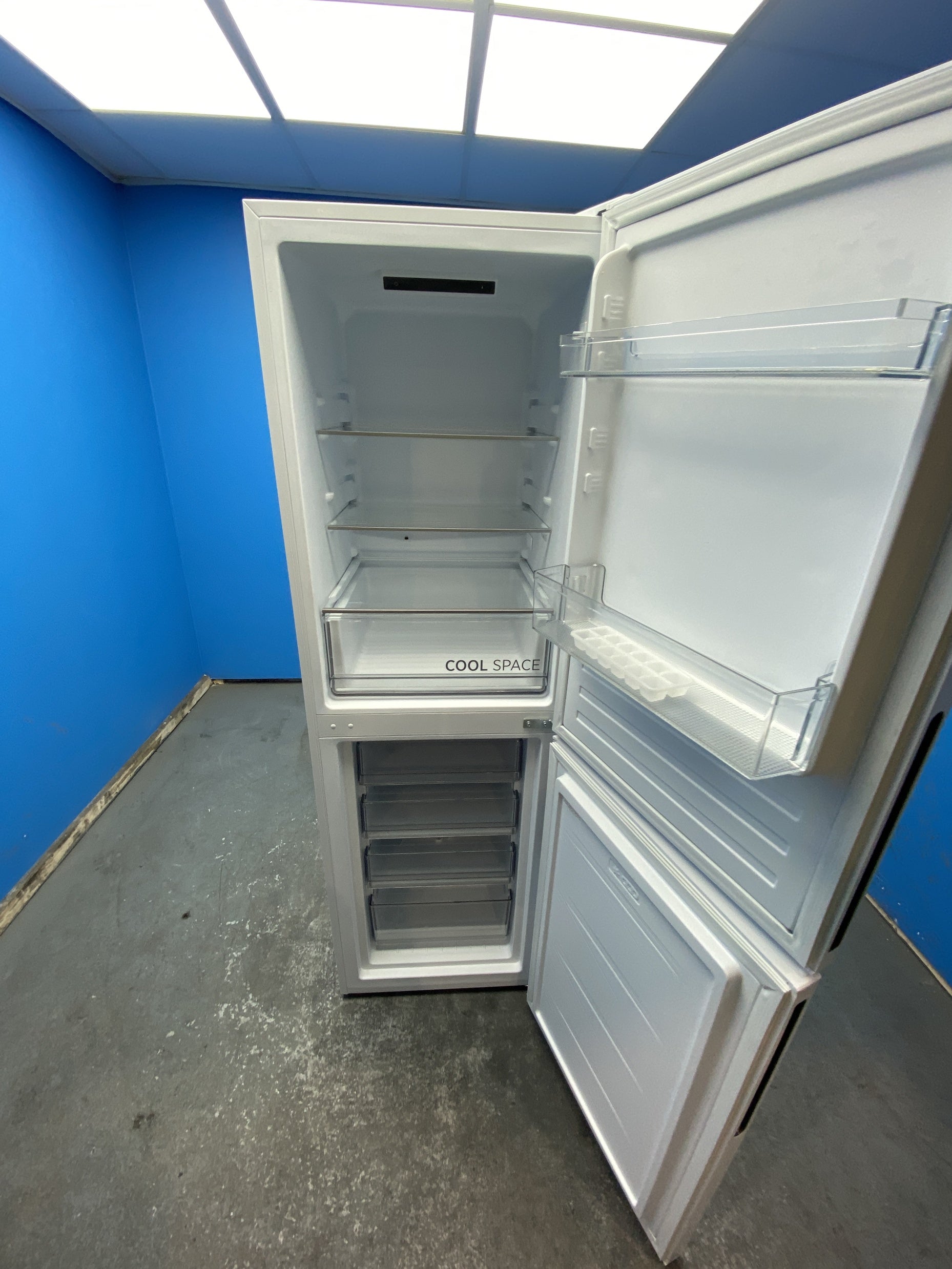 Hoover HOCT3L517EWK 252 Litre Combi Fridge Freezer