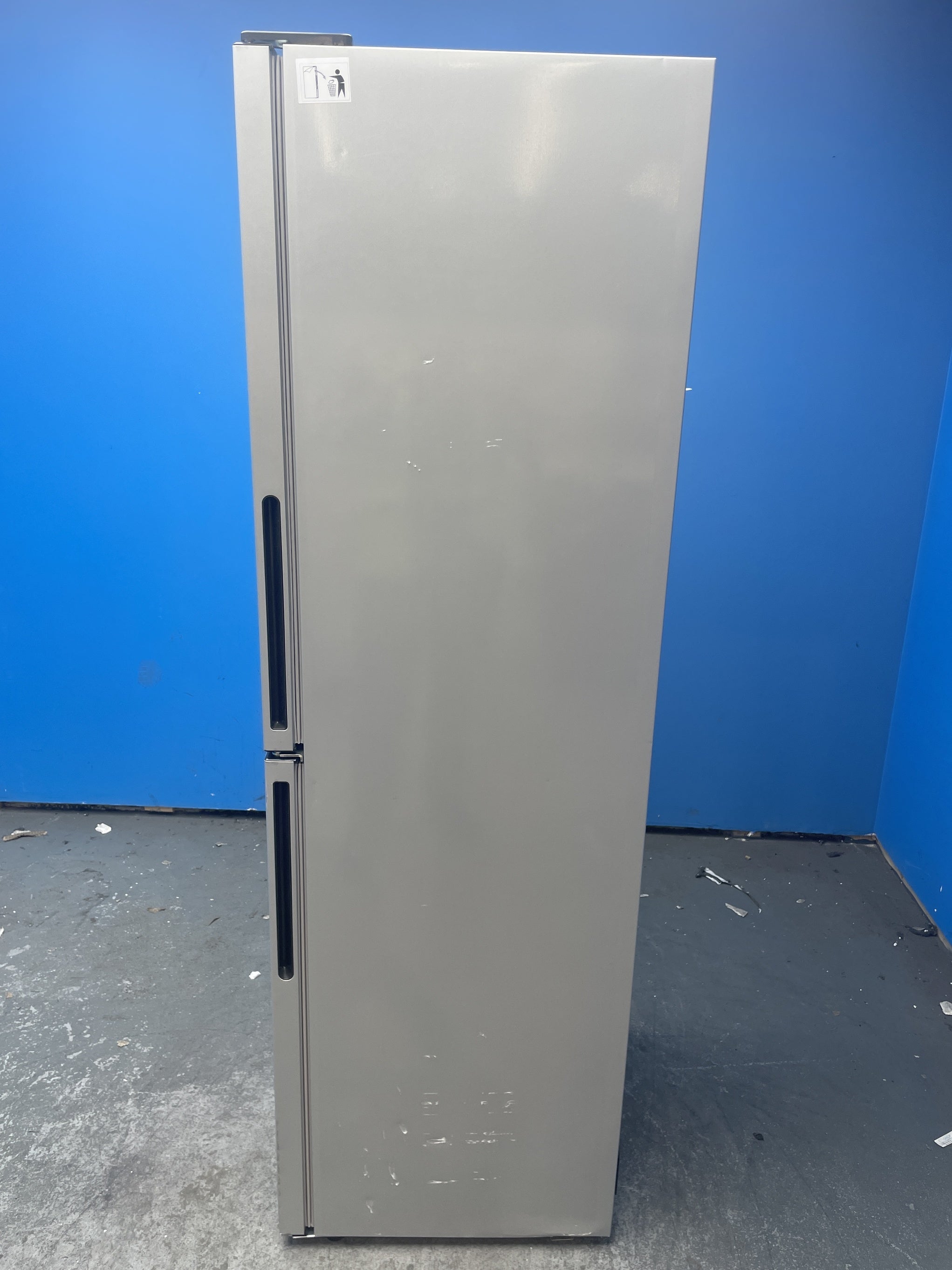 #GRC-159-071 - Hoover H-FRIDGE 300 HVT3CLECKIHS 252 Litre Combi Fridge Freezer