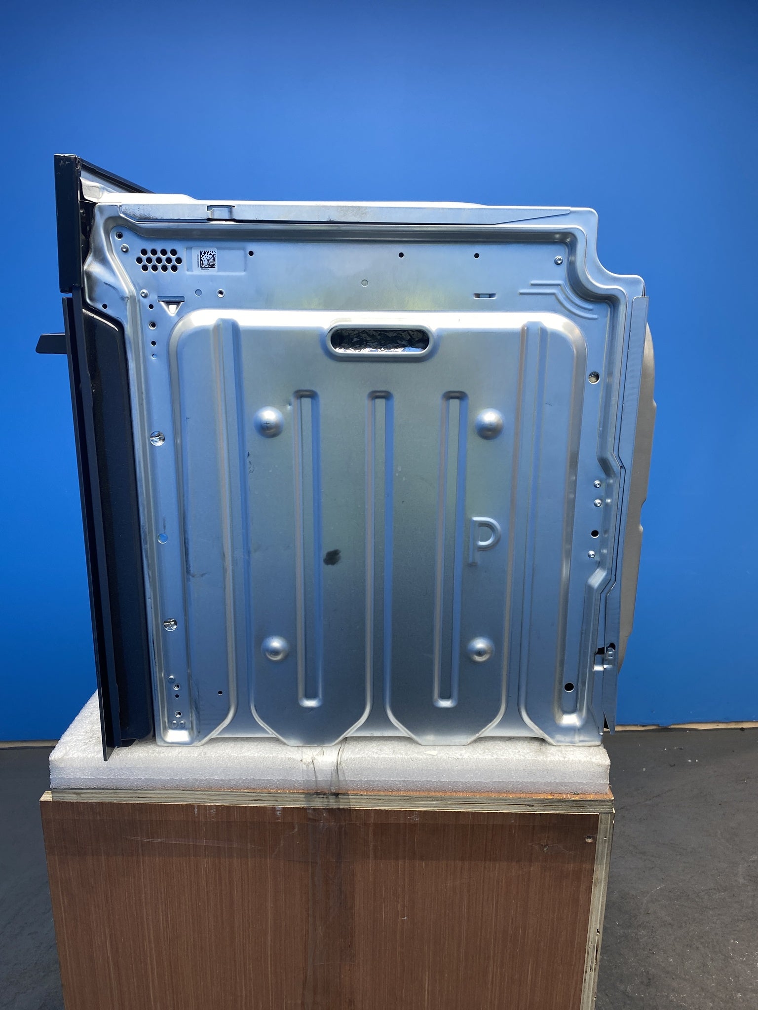 AEG BEX335011B 3000 SurroundCook Aqua Clean Built-in Oven