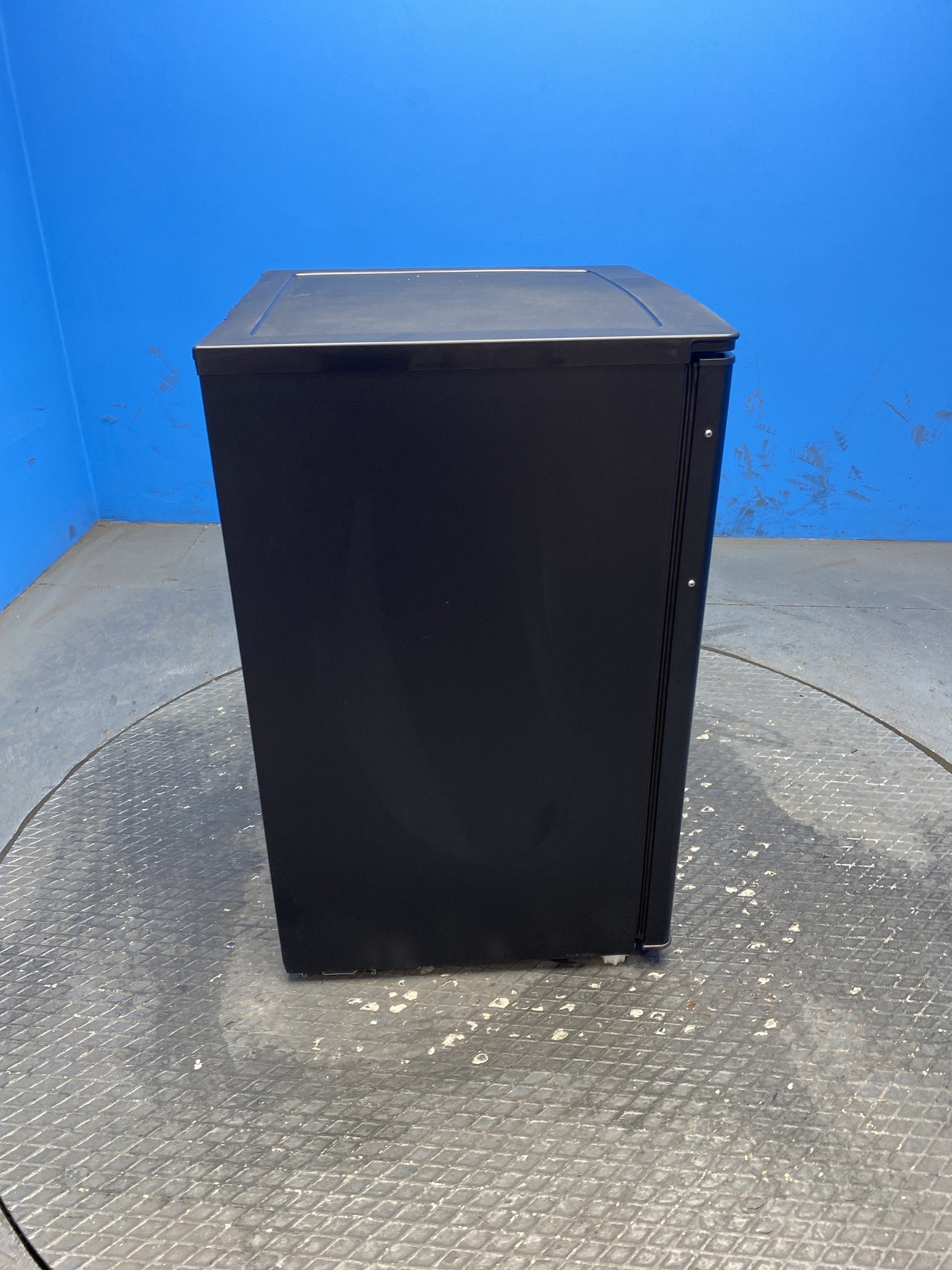 Hoover HOUQS58EBHK 85 Litre Undercounter Freezer